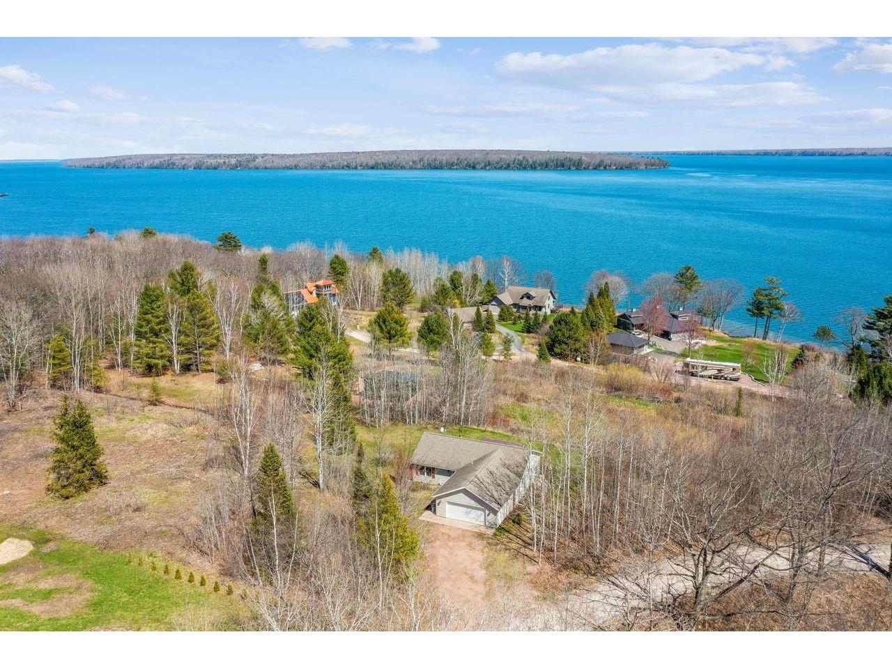 37200 Apostle Bay Rd Bayfield WI 54814 6119096 image1