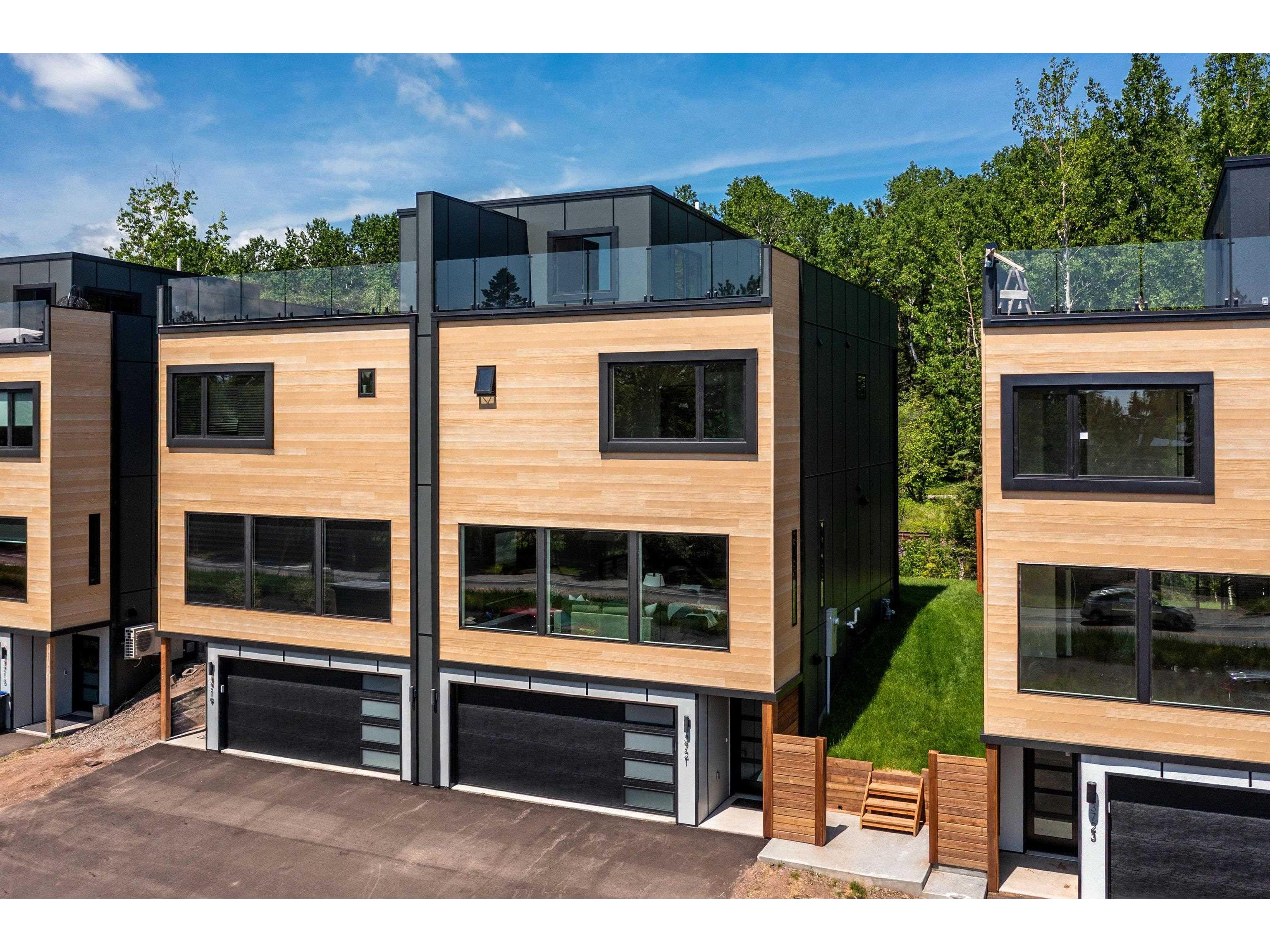 3721 London Rd Duluth MN 55804 6117771 image1