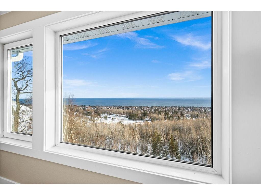 3725 North Ridge Rd Duluth MN 55804 6123423 image23