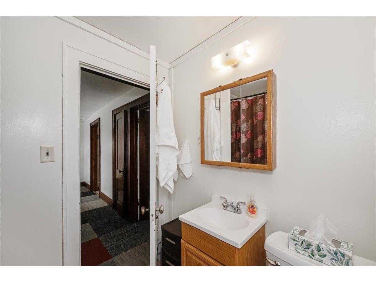 3729 E 2nd St Superior WI 54880 6123498 image15