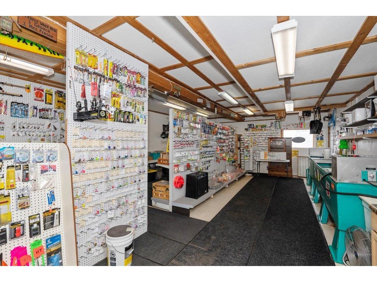 3729 E 2nd St Superior WI 54880 6123498 image18