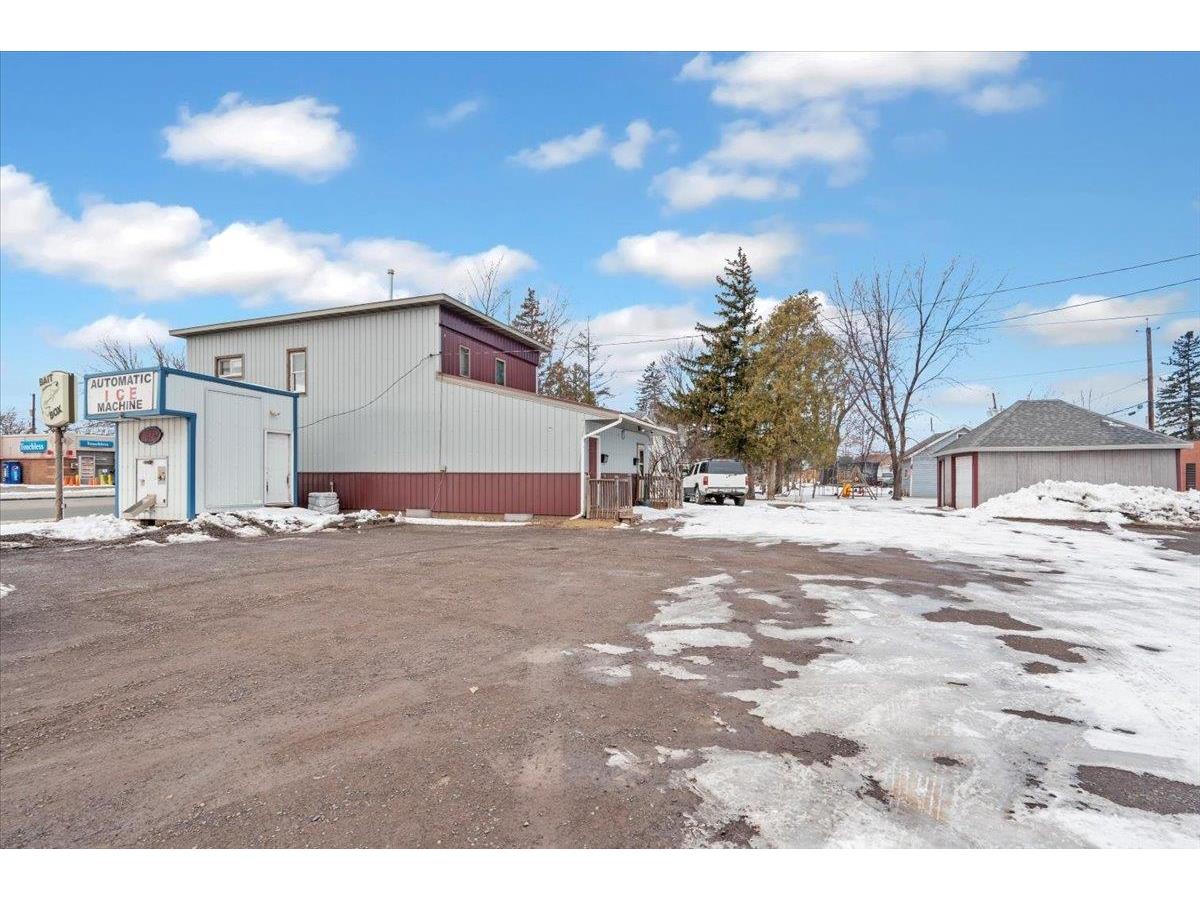 3729 E 2nd St Superior WI 54880 6123498 image4
