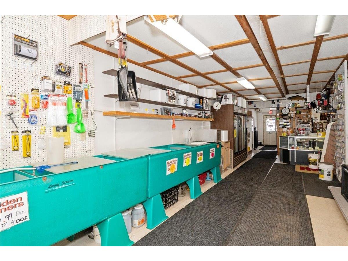 3729 E 2nd St Superior WI 54880 6123499 image6