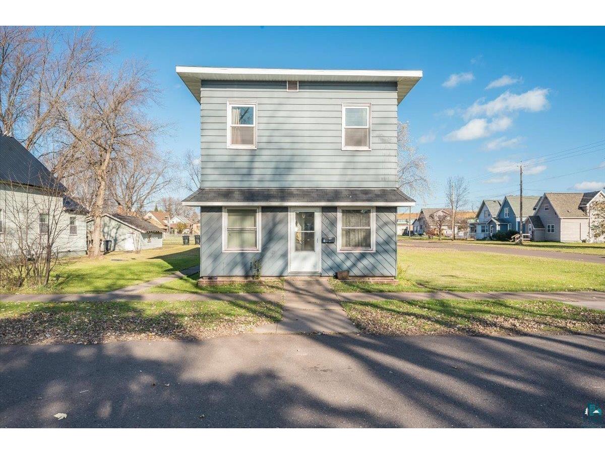 3731 E 4th St Superior WI 54880 6116943 image1