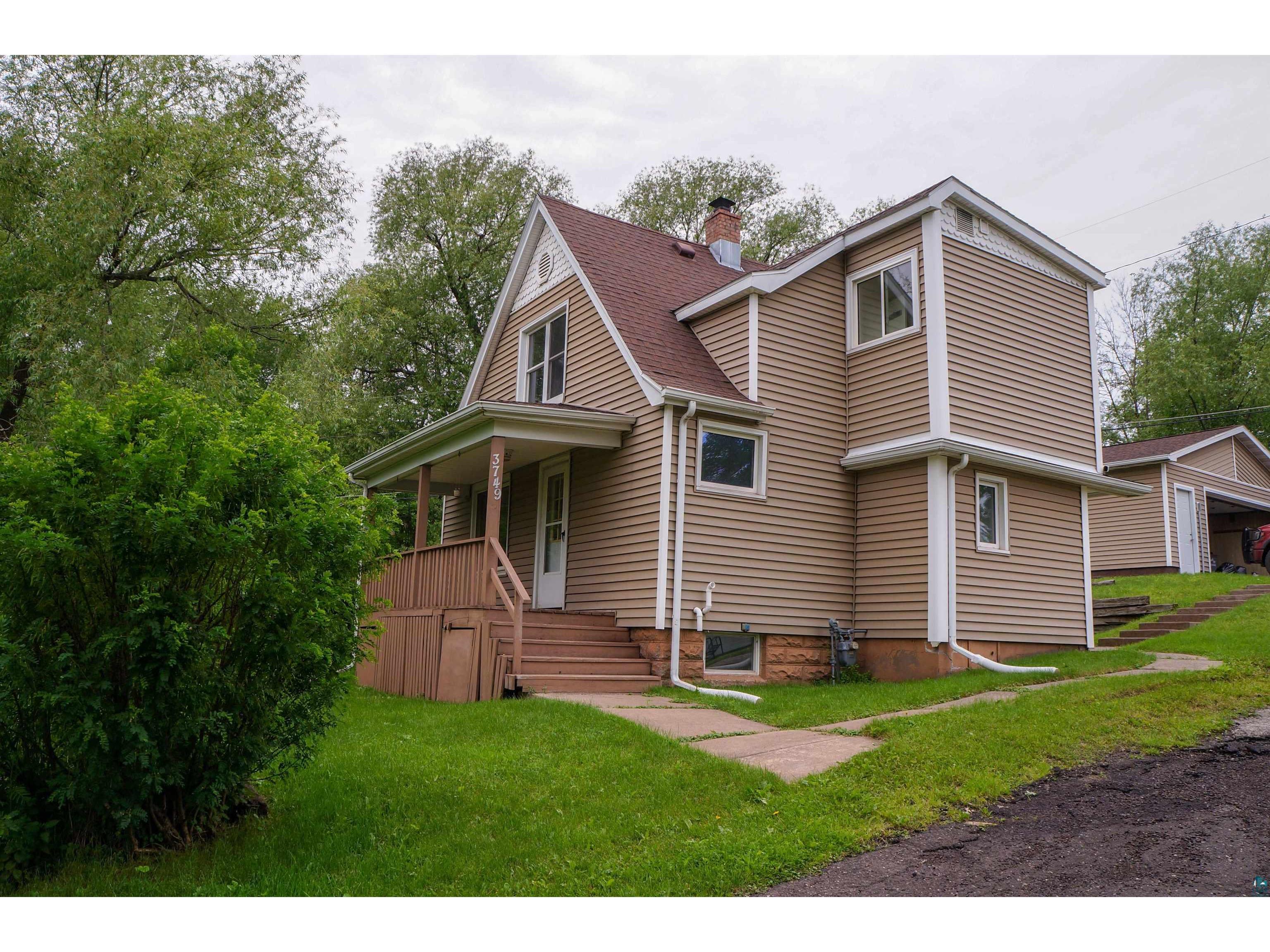 3749 Carlton St Duluth MN 55807 6114490 image1