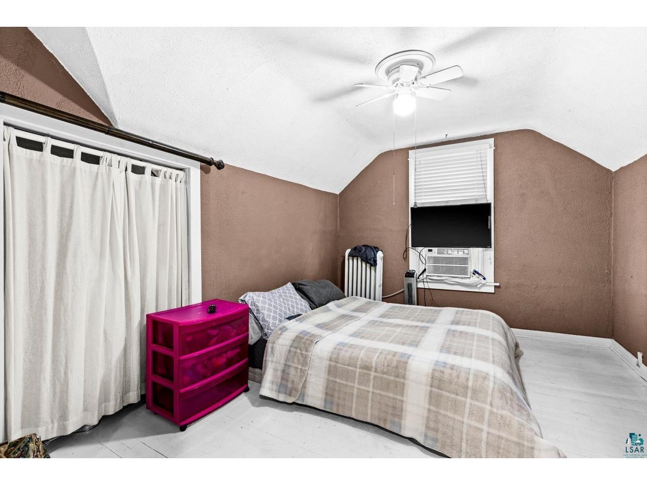 3801 W 5th St Duluth MN 55807 6120269 image24