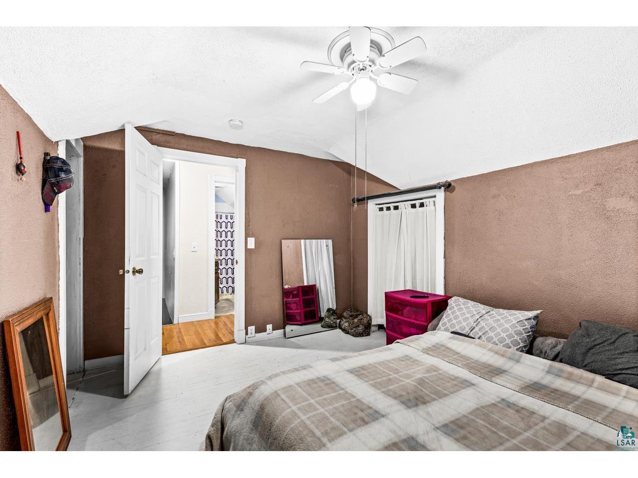 3801 W 5th St Duluth MN 55807 6120269 image25