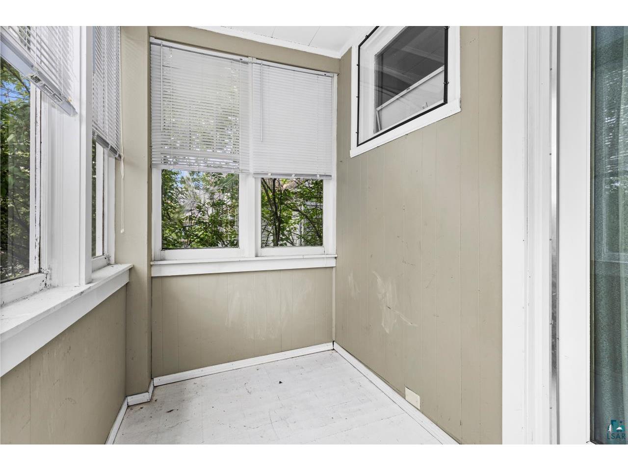 3801 W 5th St Duluth MN 55807 6120269 image4