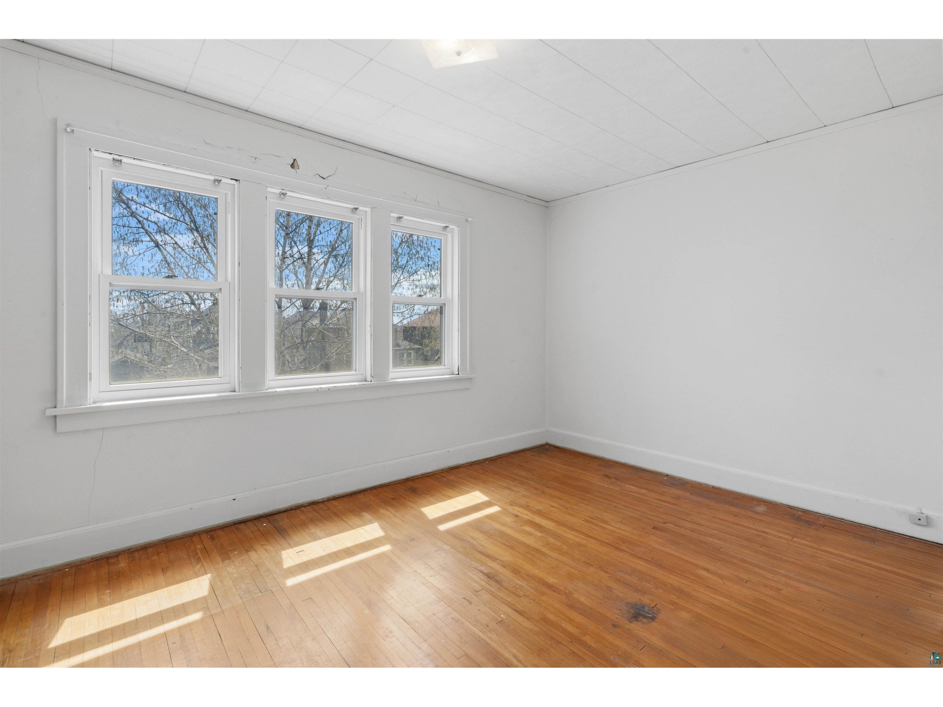 3803 W 4th St Duluth MN 55807 6125687 image12