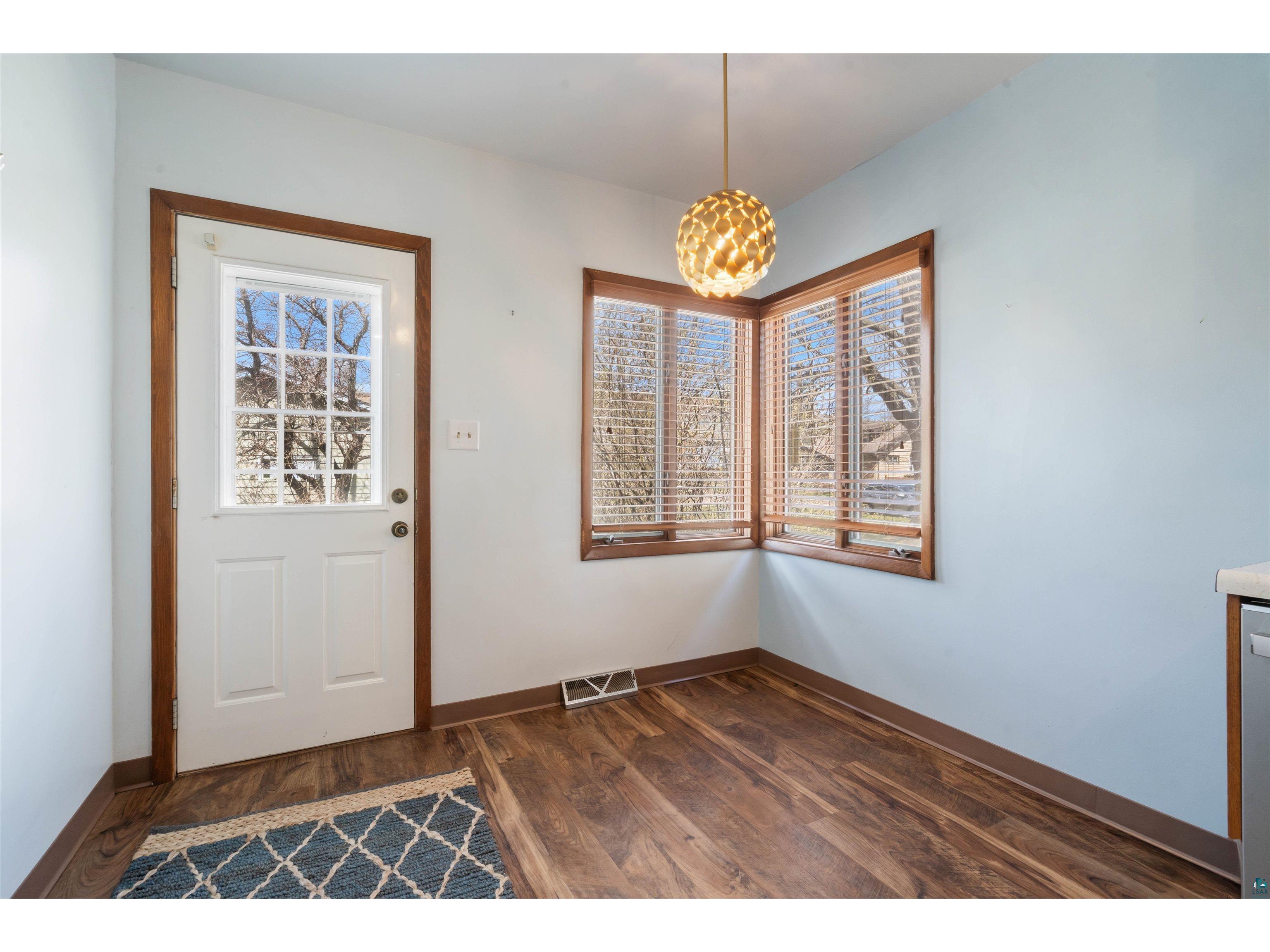 3803 W 4th St Duluth MN 55807 6125687 image9