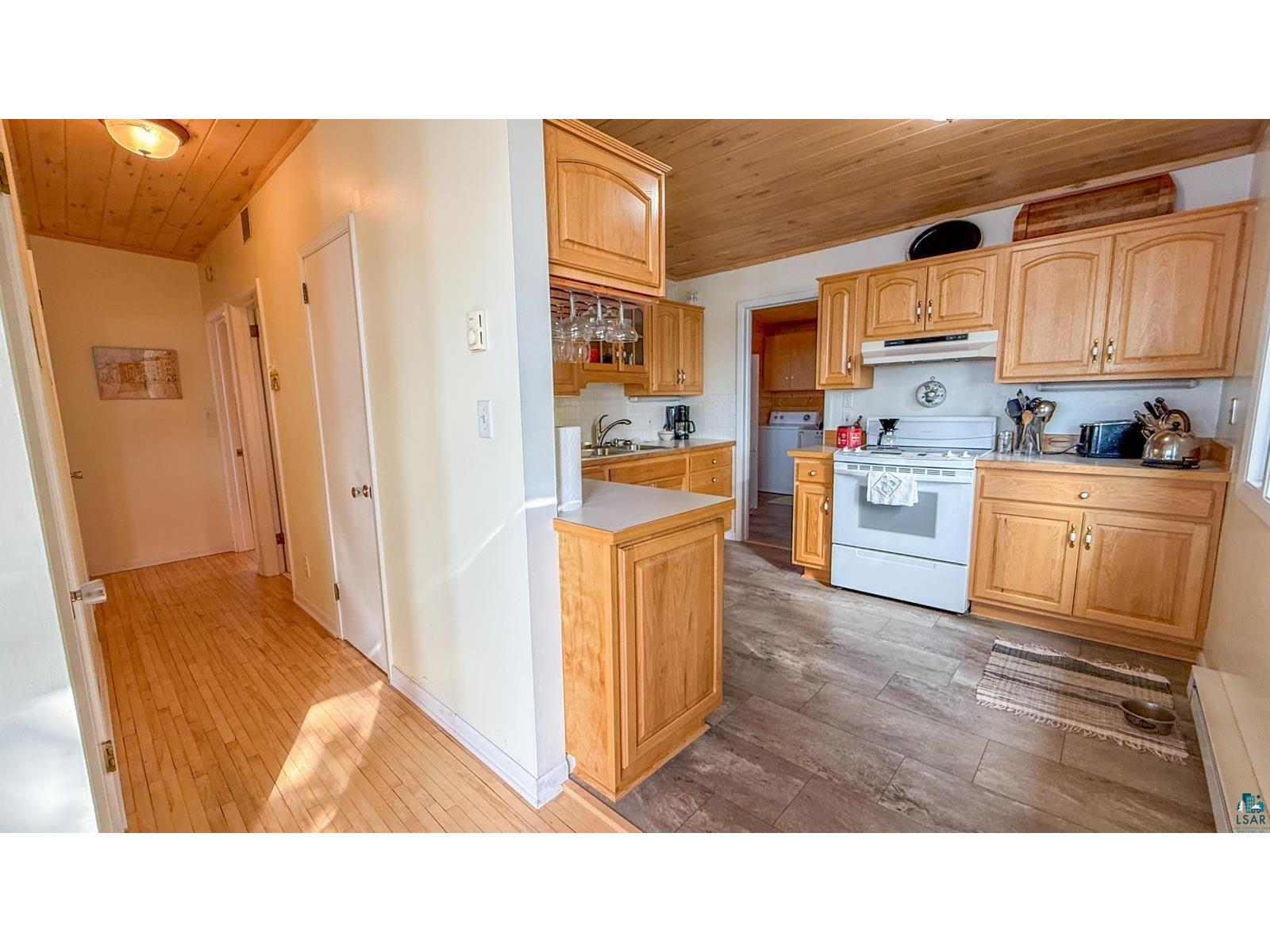 3818 Manitoo Tr Grand Marais MN 55604 - Lake Superior 6126146 image18