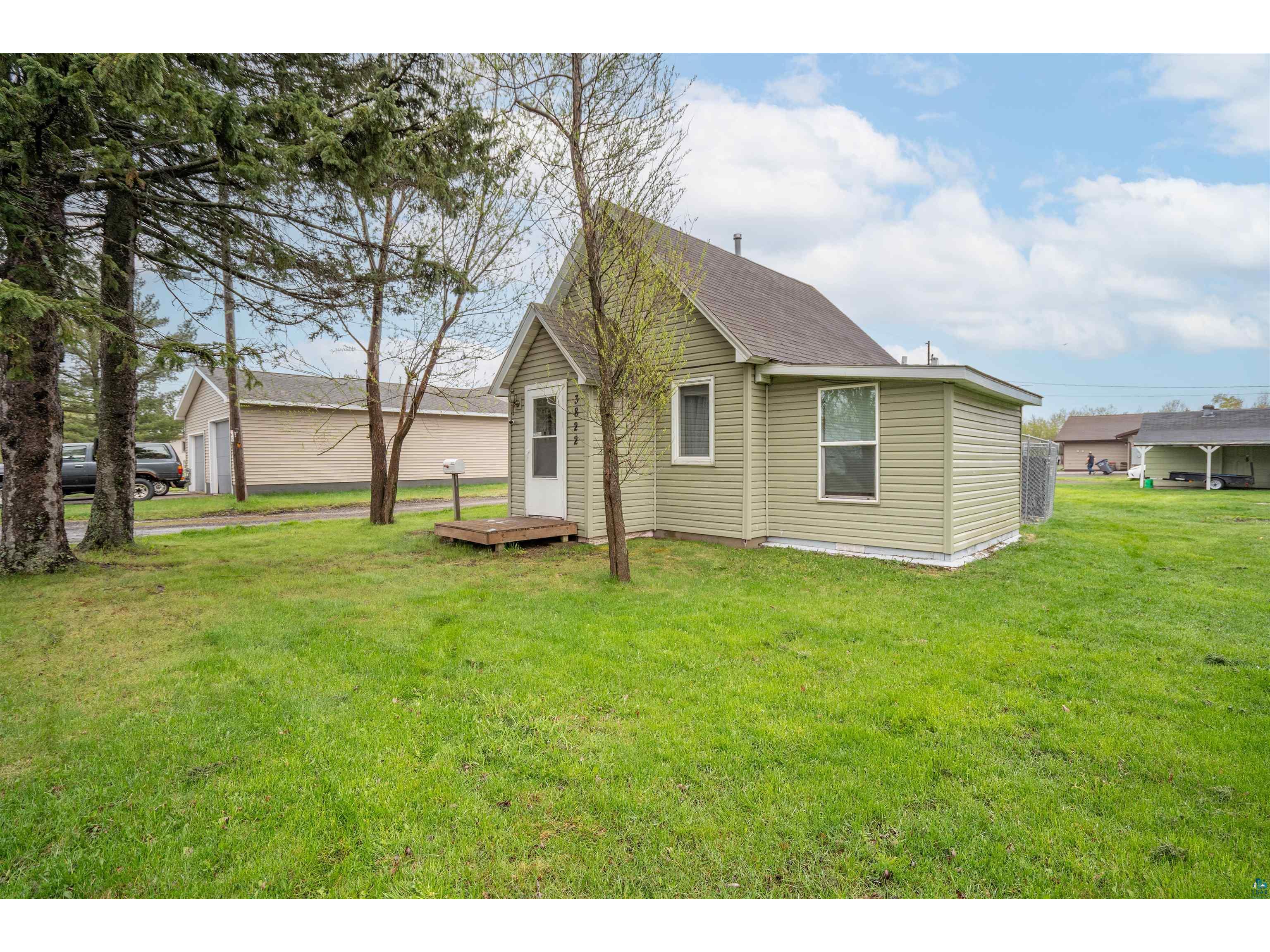 3822 E 7th St Superior WI 54880 6113656 image1