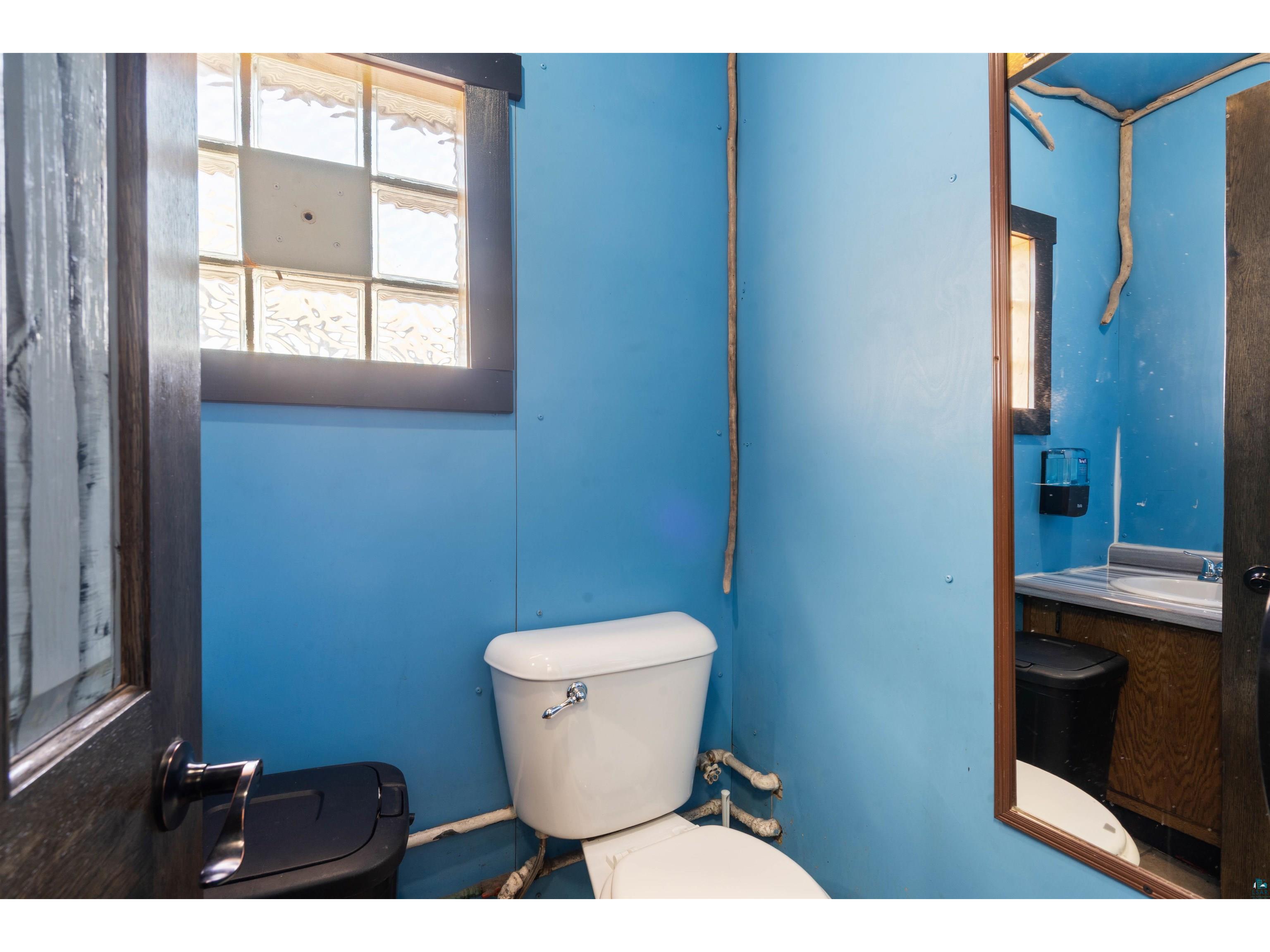 3823 E 2nd St Superior WI 54880 6123850 image17