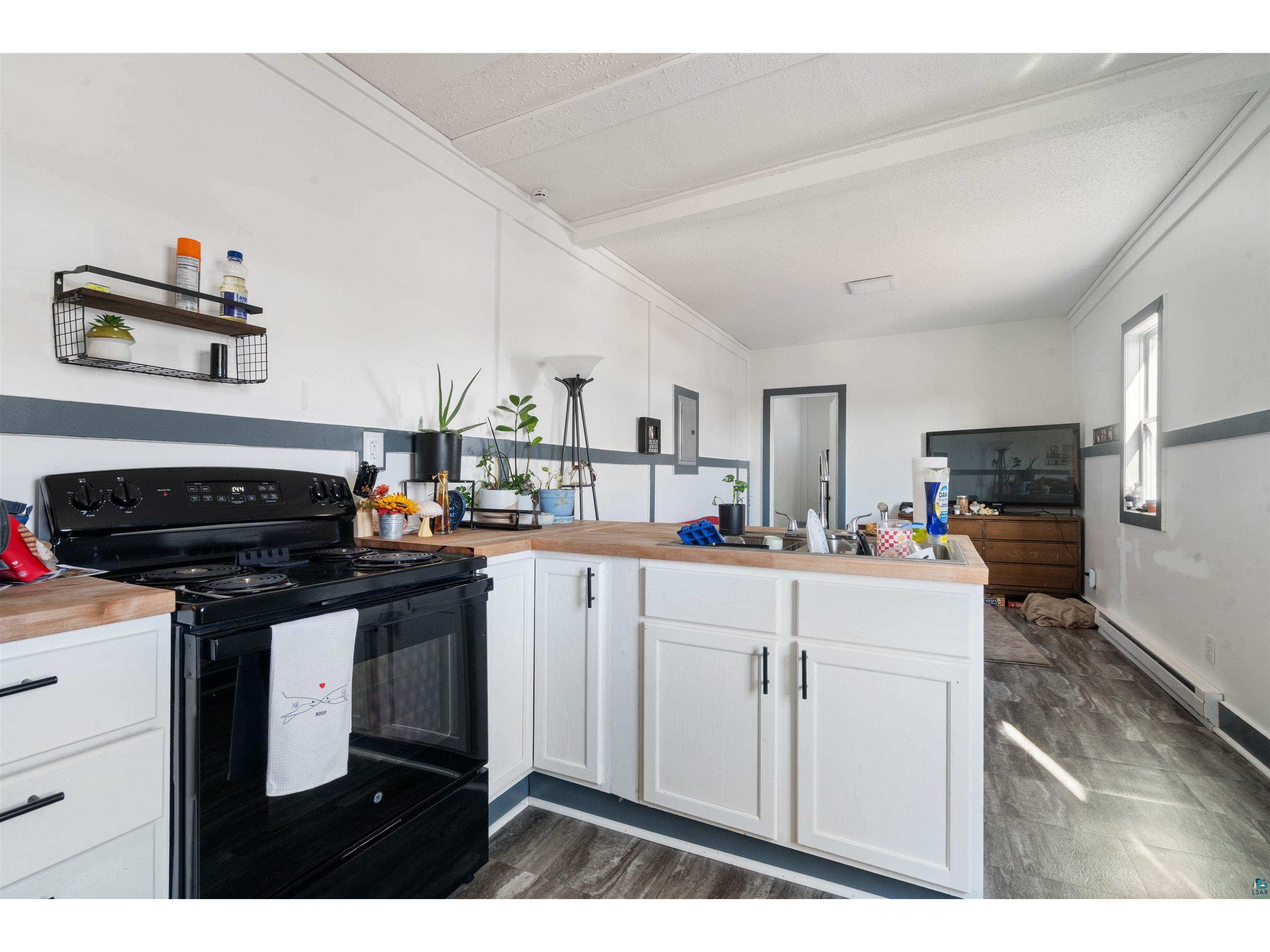 3823 E 2nd St Superior WI 54880 6123850 image22