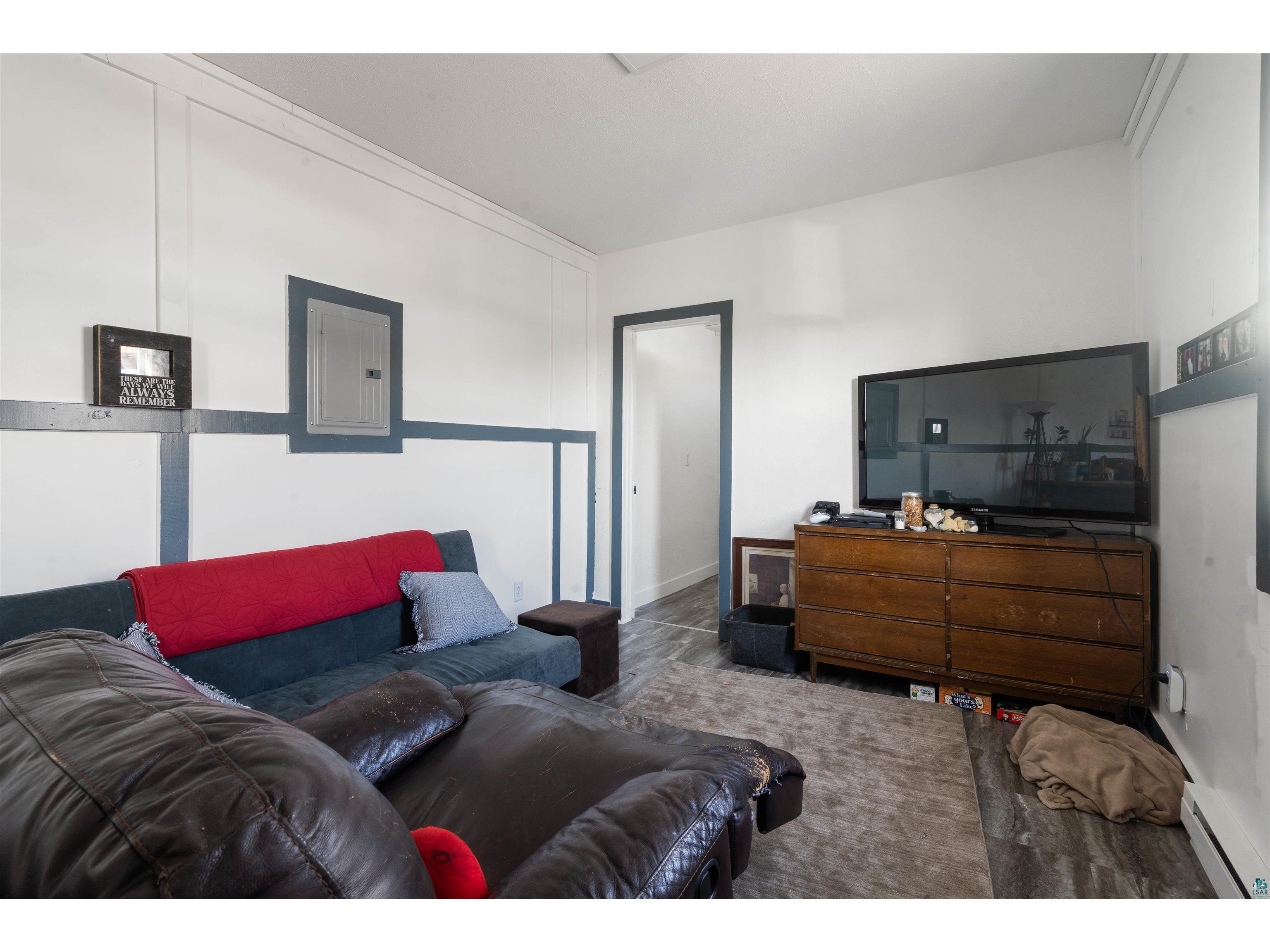 3823 E 2nd St Superior WI 54880 6123850 image23