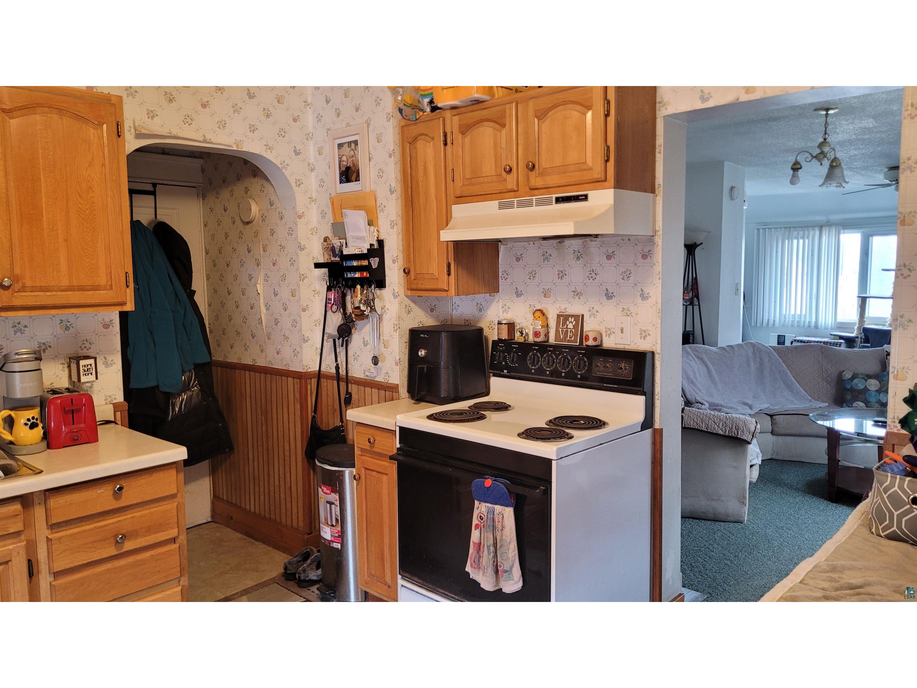 3823 W 6th St Duluth MN 55807 6124995 image19