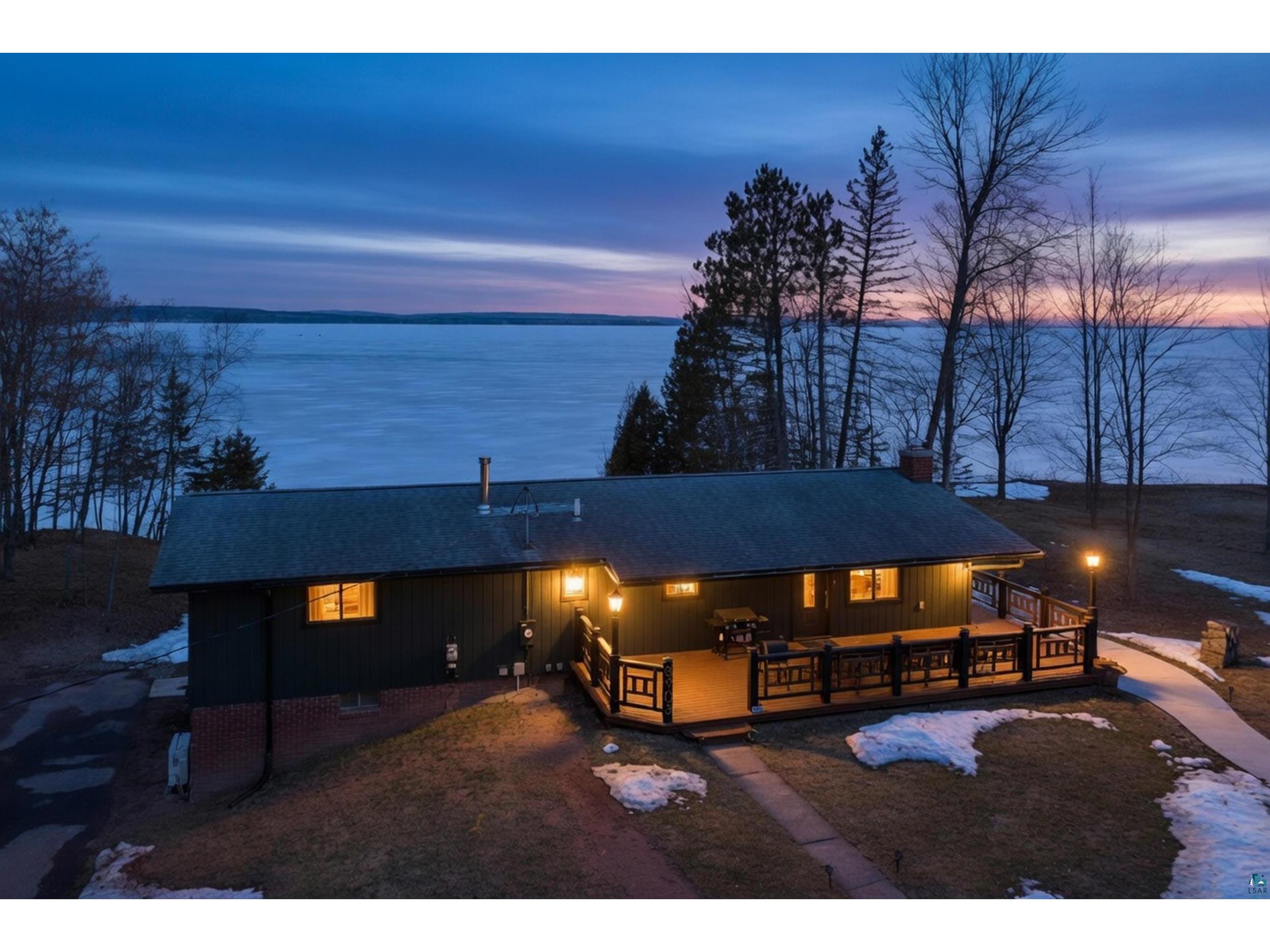 3903 Lake Park Rd Ashland WI 54806 - Lake Superior 6124457 image1