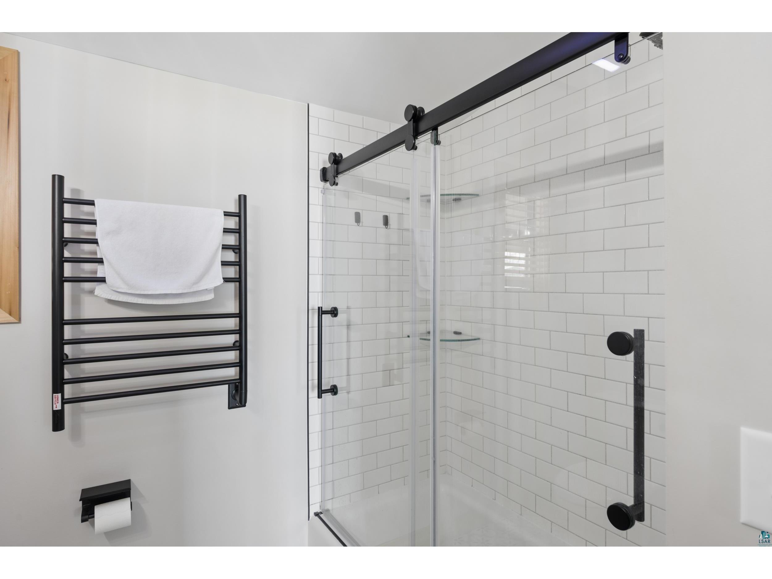 3903 Lake Park Rd Ashland WI 54806 - Lake Superior 6124457 image27