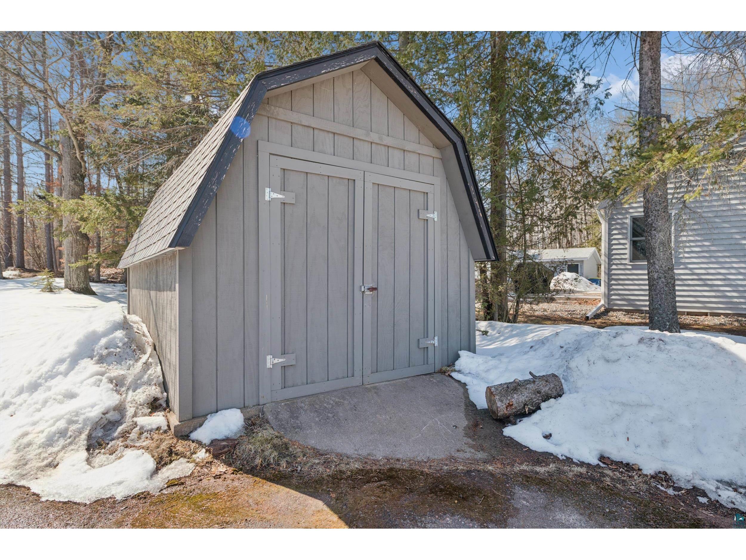 3903 Lake Park Rd Ashland WI 54806 - Lake Superior 6124457 image35