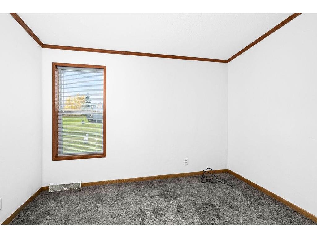 3908 Brian Rd Duluth MN 55803 6122717 image11