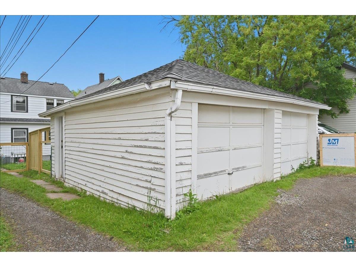 3909 W 5th St Duluth MN 55807 6126485 image25