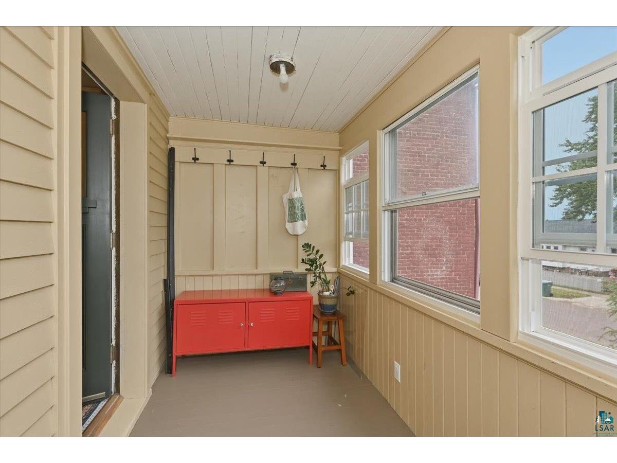 3909 W 5th St Duluth MN 55807 6126485 image3
