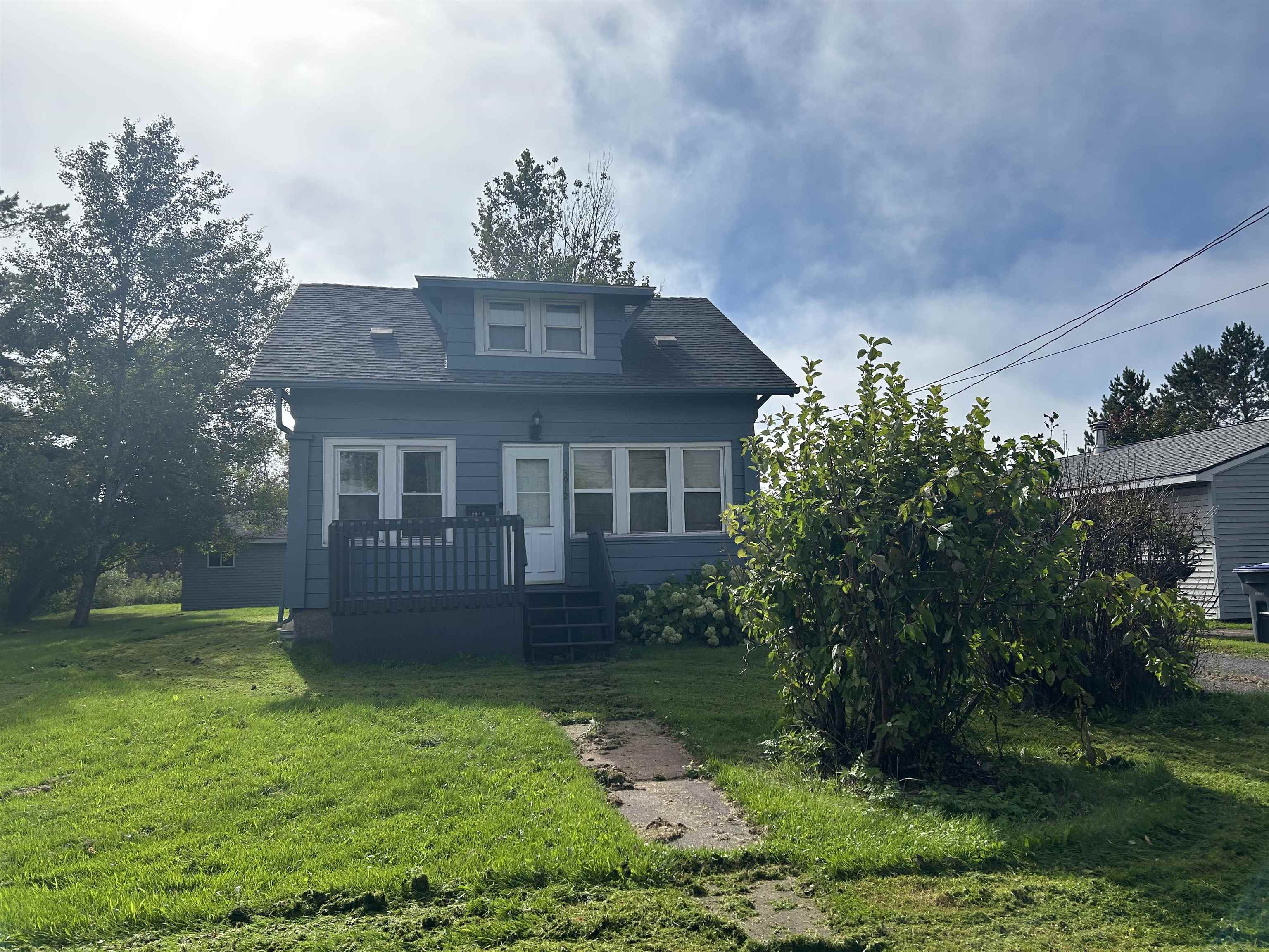 3912 E 5th St Superior WI 54880 6122064 image1