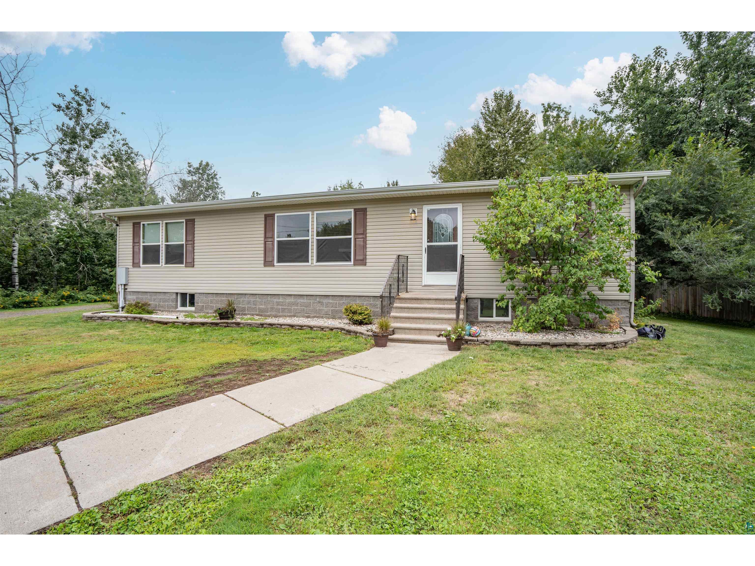 3919 E Calvary Rd Duluth MN 55803 6111847 image1