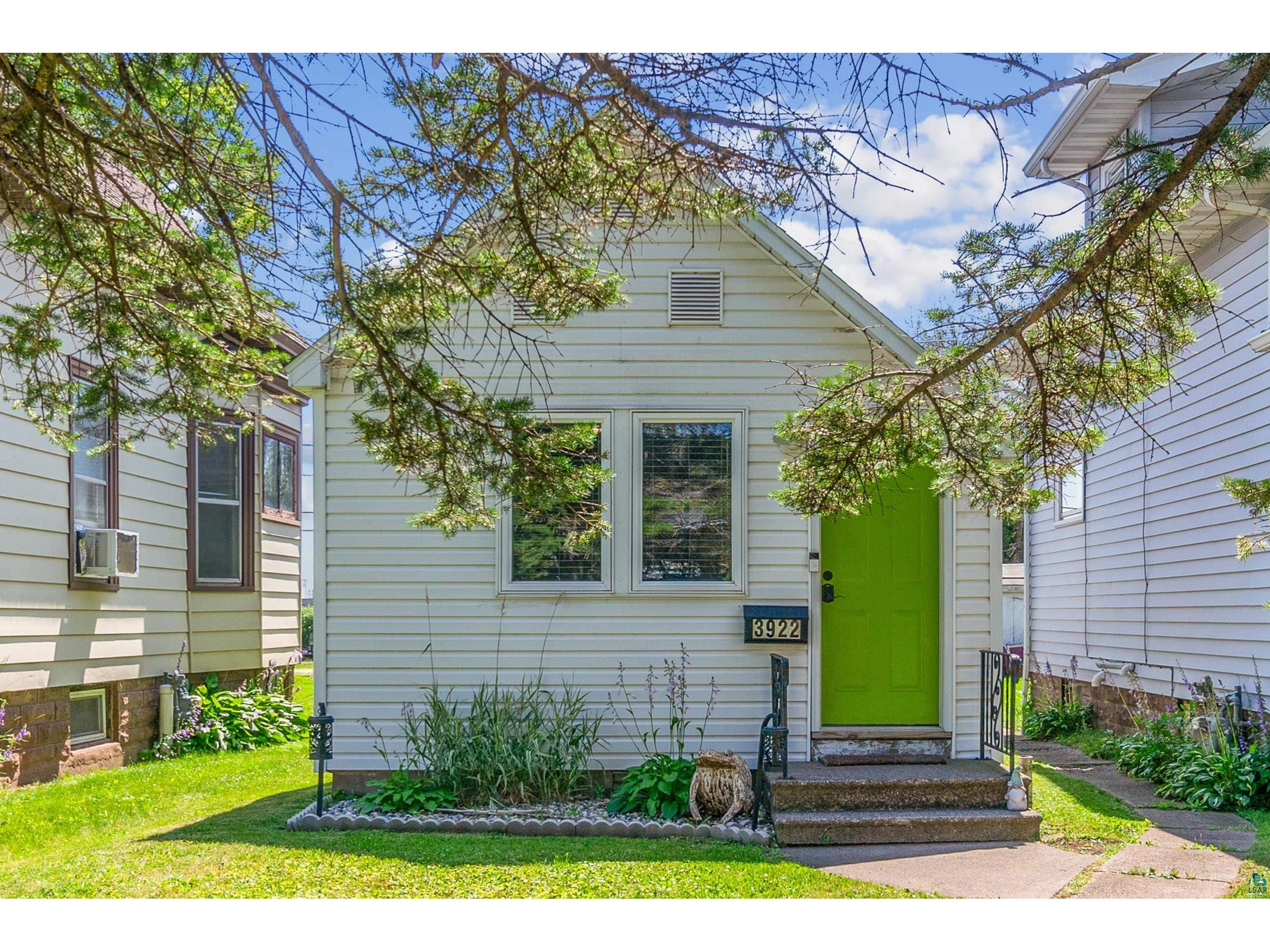 3922 W 4th St Duluth MN 55807 6115123 image1