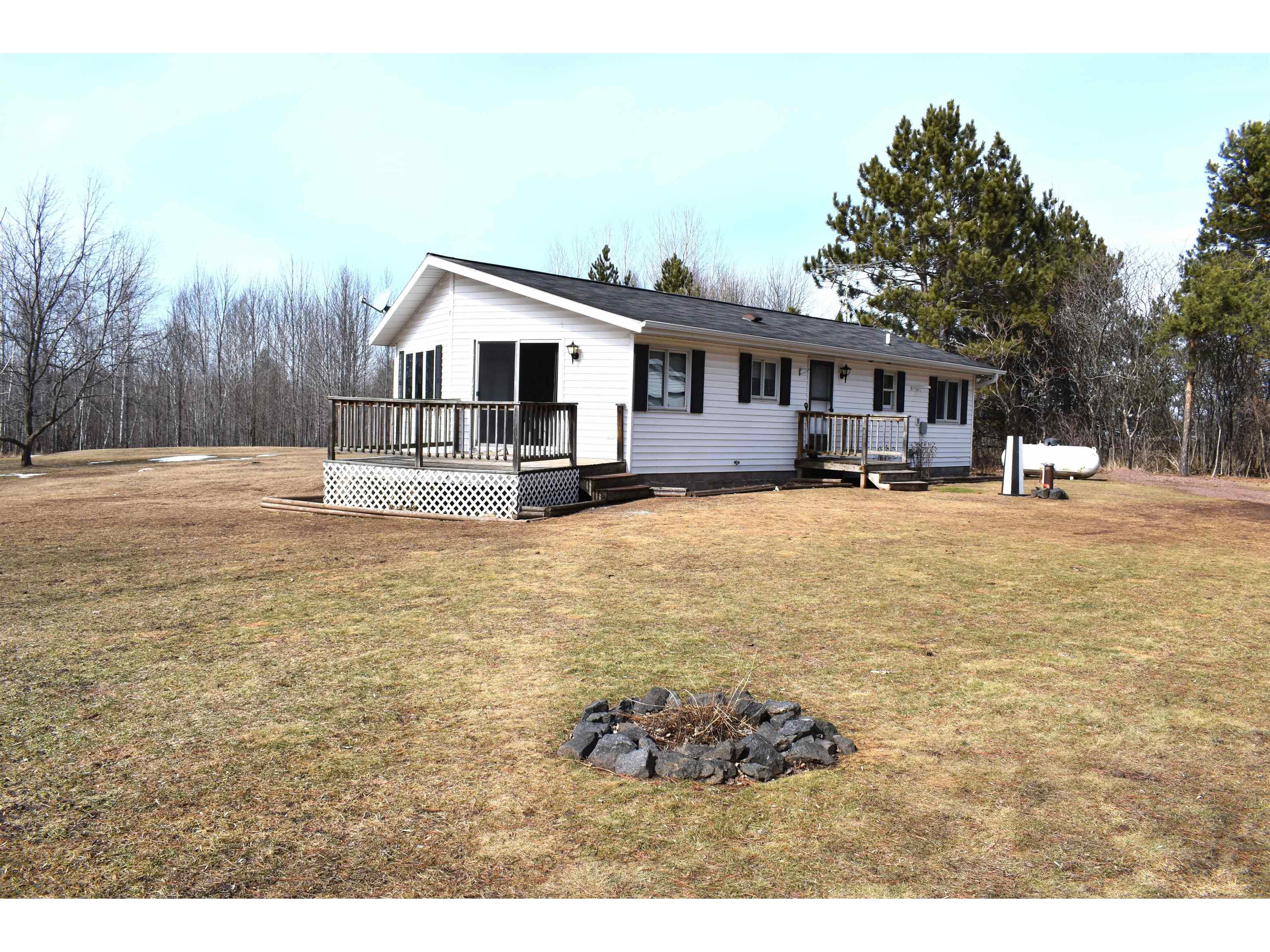 39243 North York Rd Highbridge WI 54846 6115402 image1