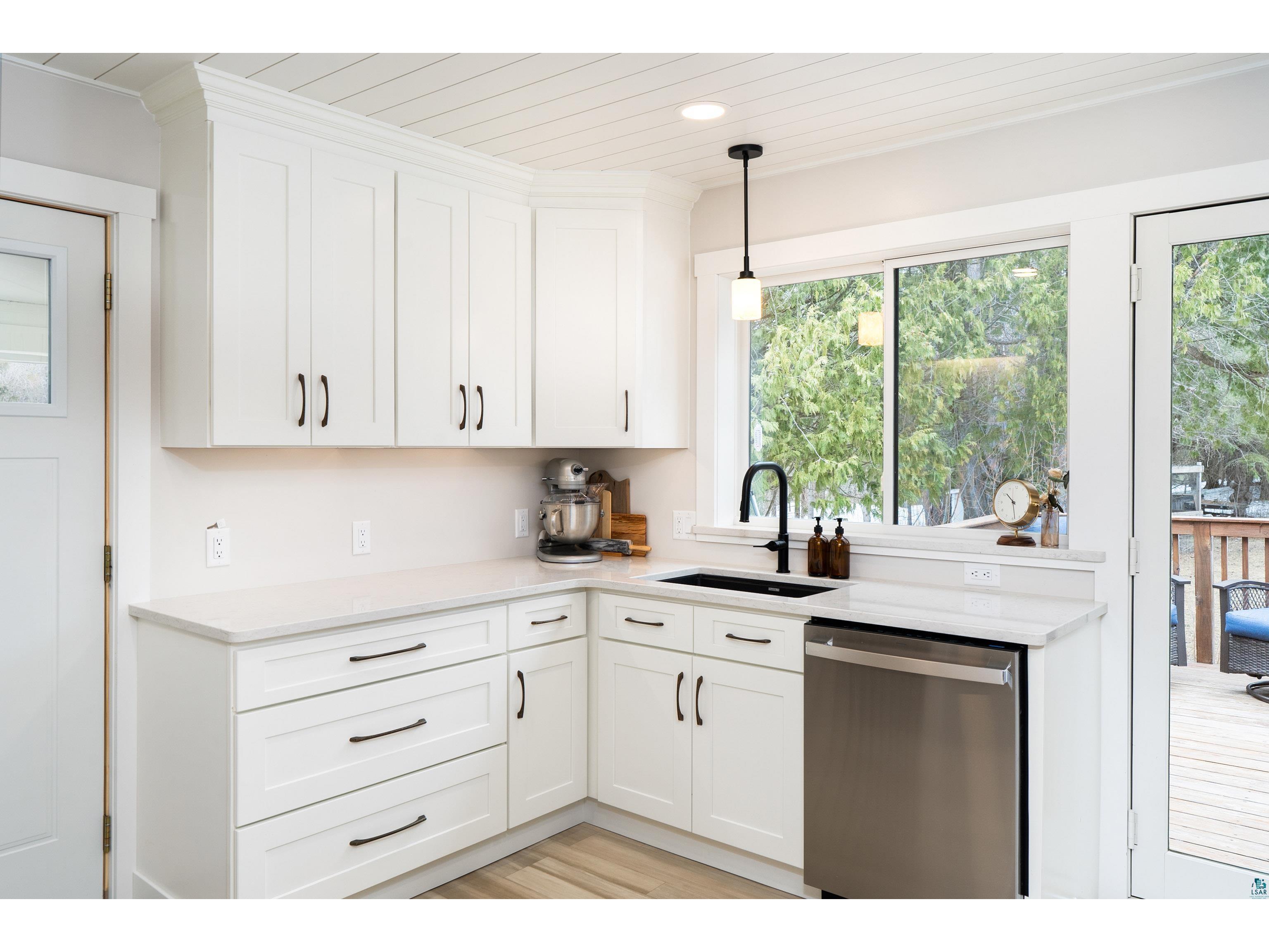 3928 Haines Rd Duluth MN 55811 6124279 image12