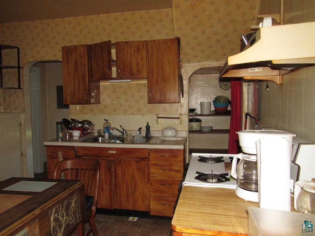 3932 E 8th St Superior WI 54880 6126722 image6