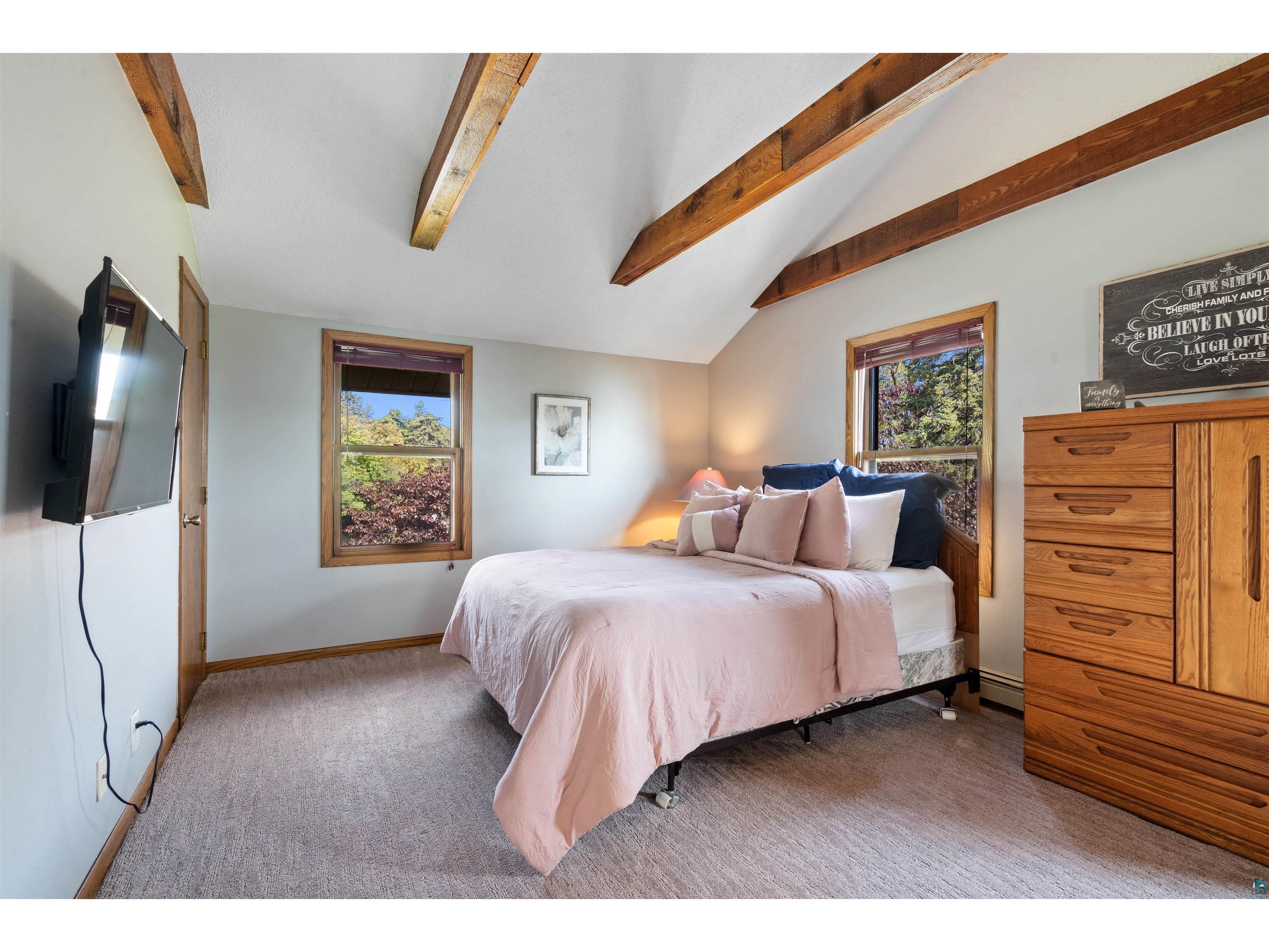 4 Lakeside Ct Duluth MN 55804 - Lake Superior 6124064 image18