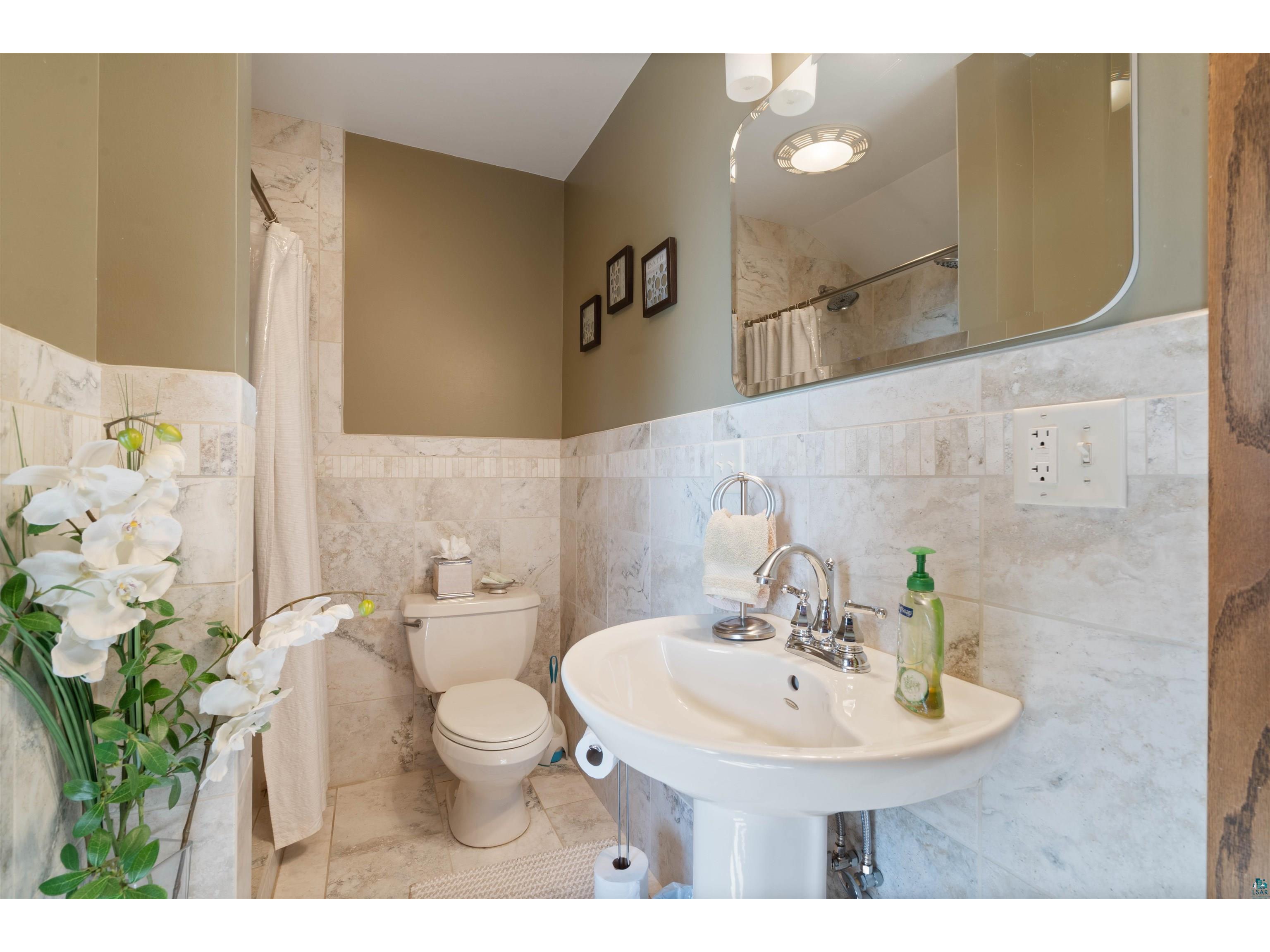 4 Lakeside Ct Duluth MN 55804 - Lake Superior 6124064 image22