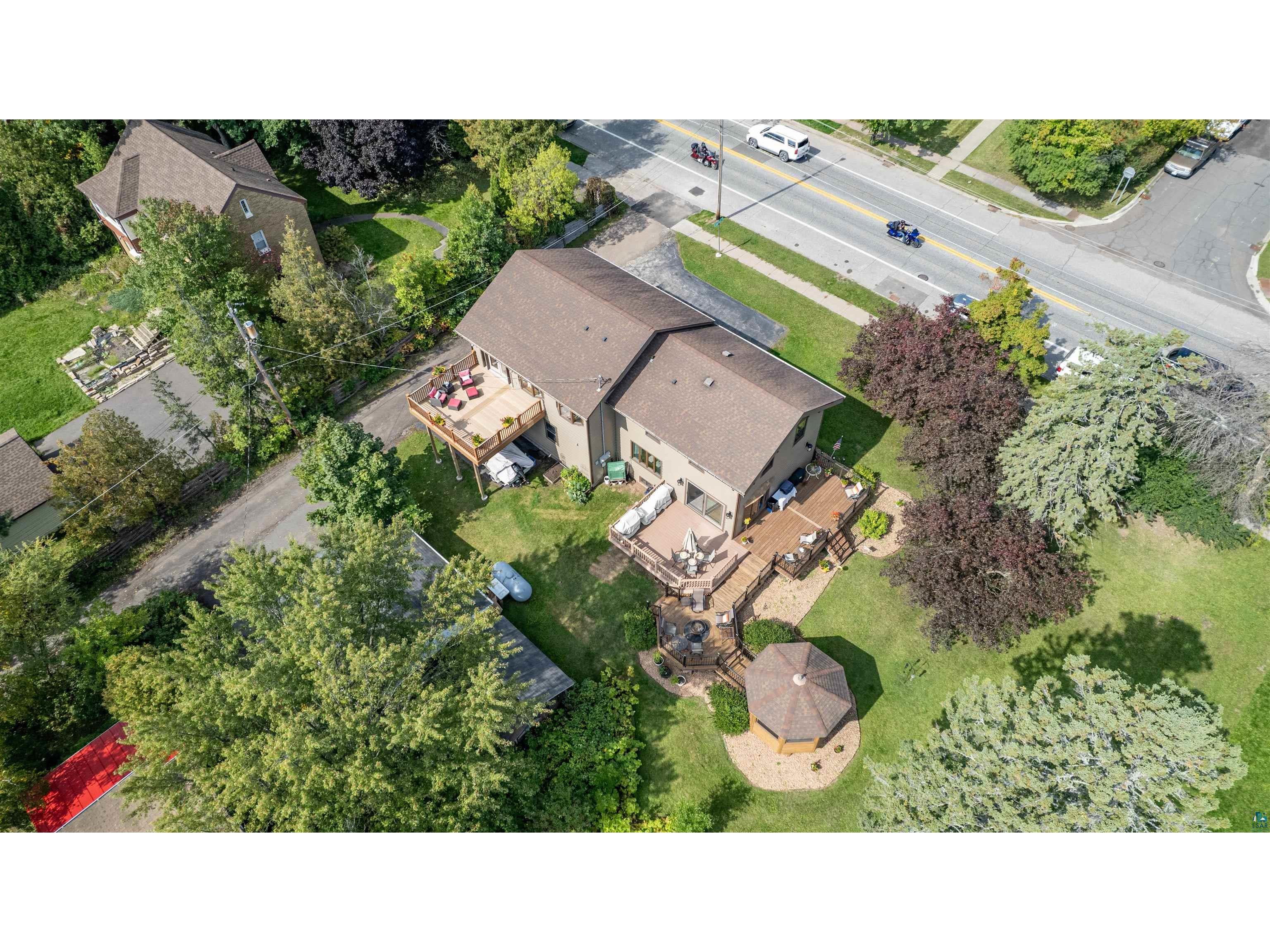 4 Lakeside Ct Duluth MN 55804 - Lake Superior 6124064 image6