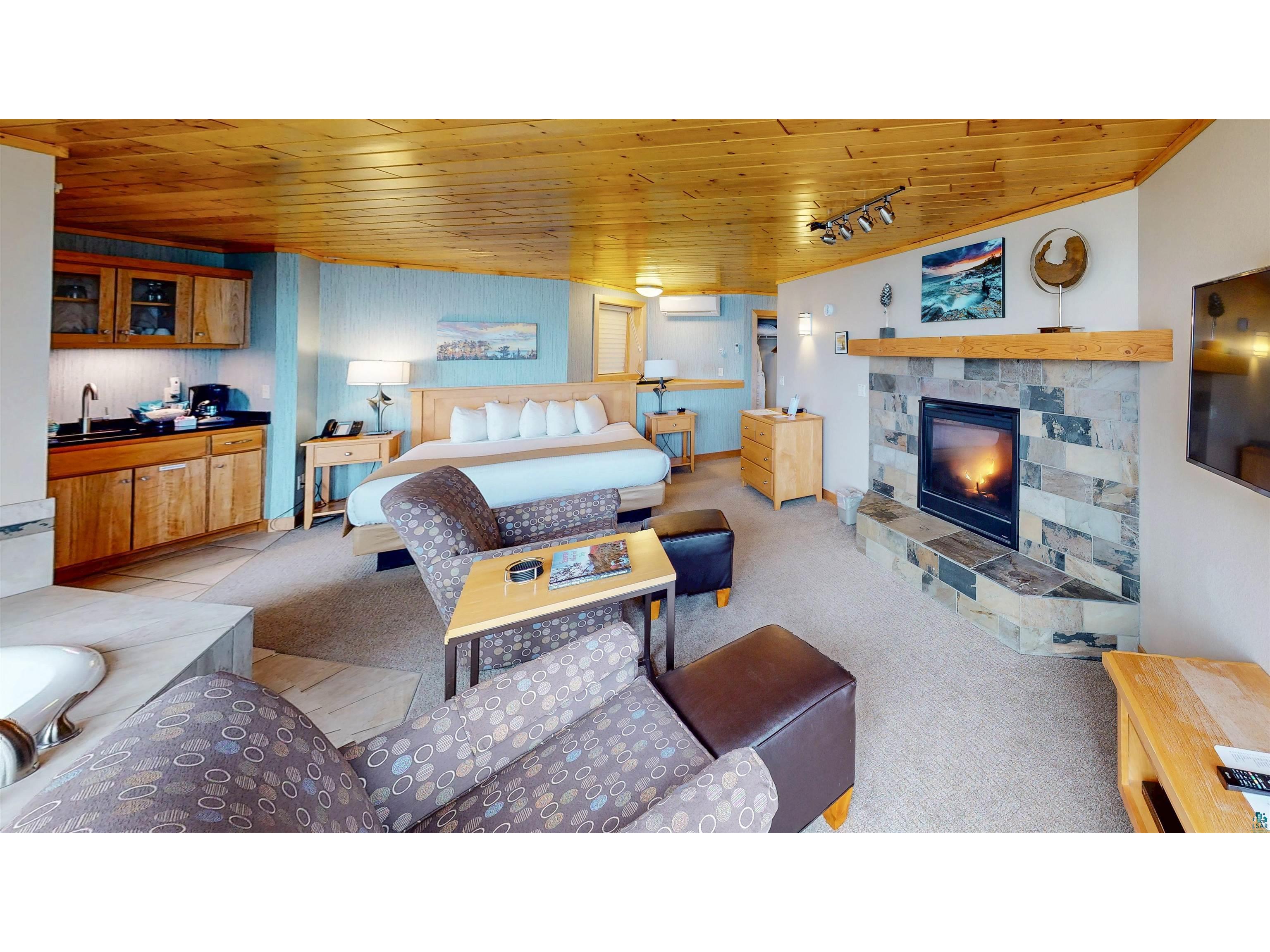 40 Surfside Dr Tofte MN 55615 - Lake Superior 6125790 image16