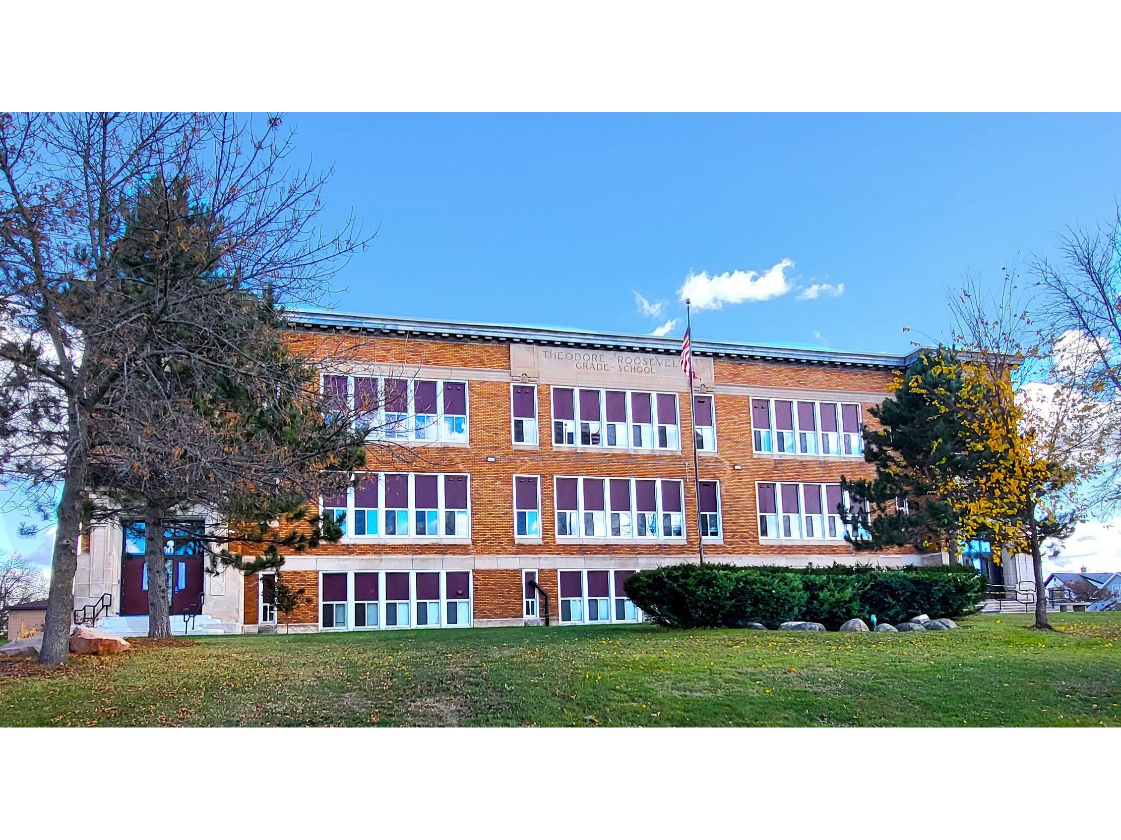 400 SW 1st Ave Chisholm MN 55719 6120549 image1