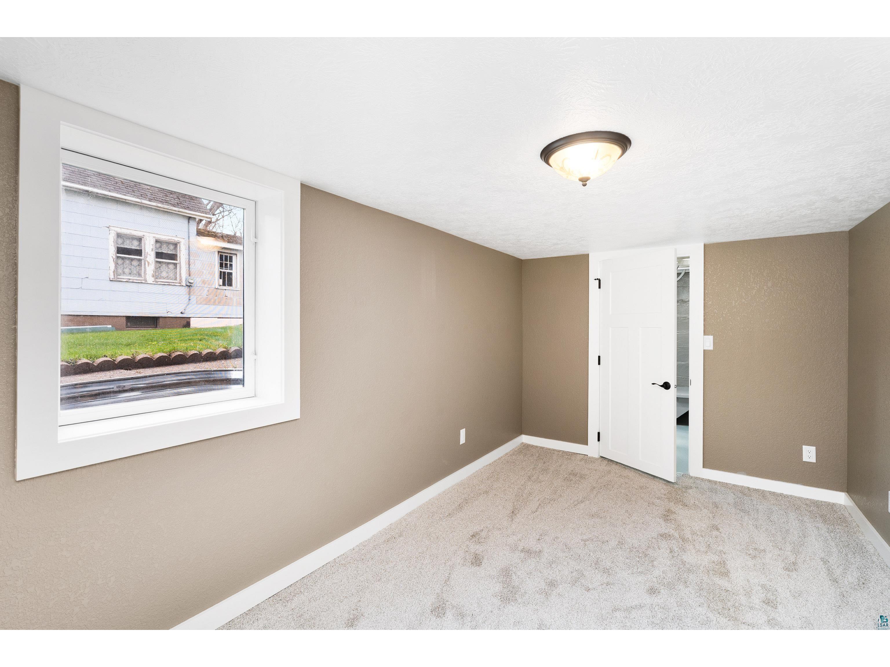 4005 W 9th St Duluth MN 55807 6125099 image25