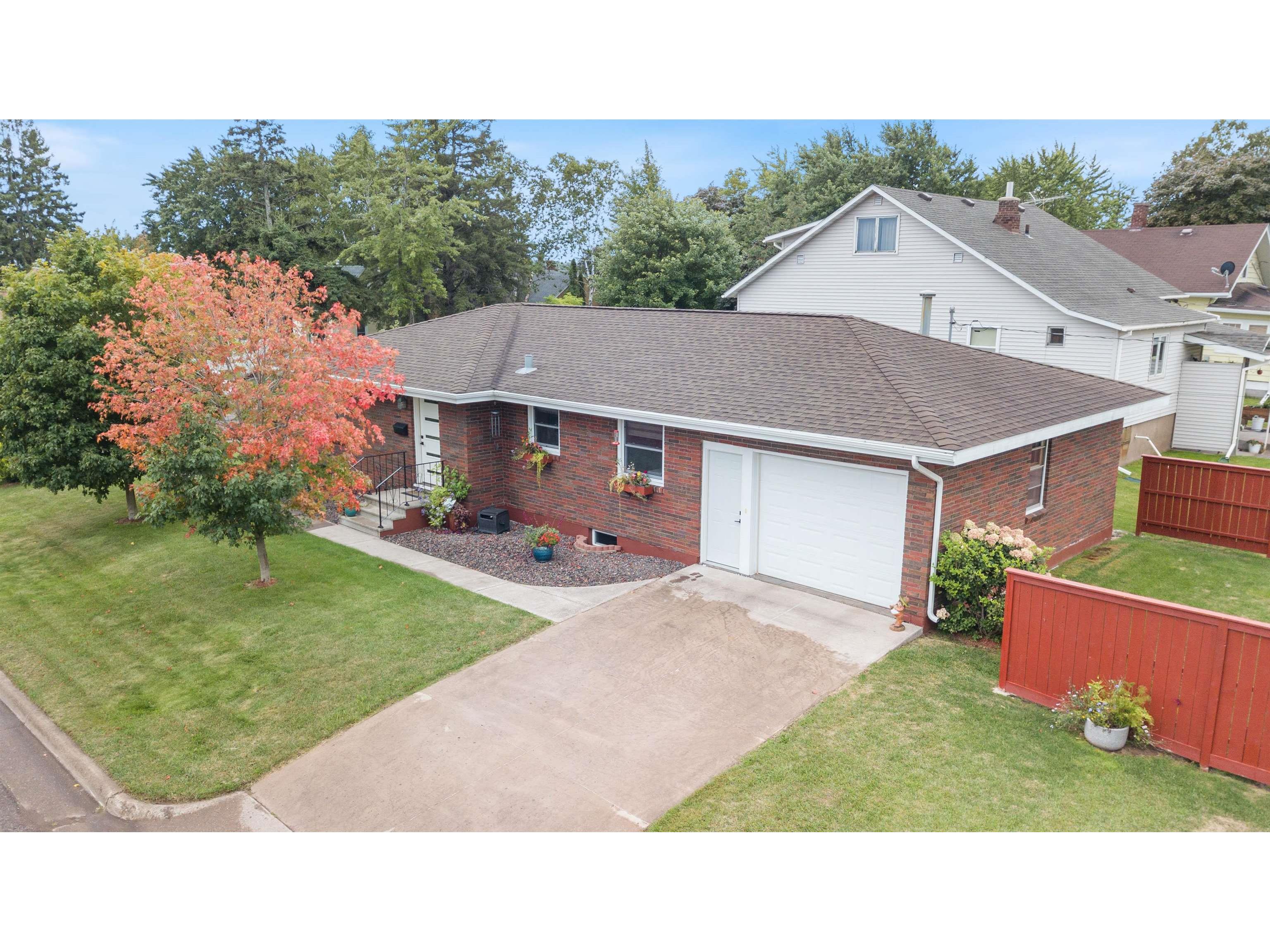 401 12th Ave Two Harbors MN 55616 6121765 image1