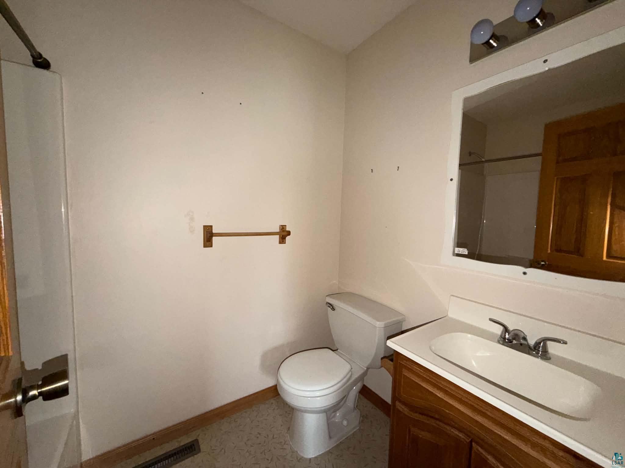 401 W 17th St Glencoe MN 55336 6124832 image9