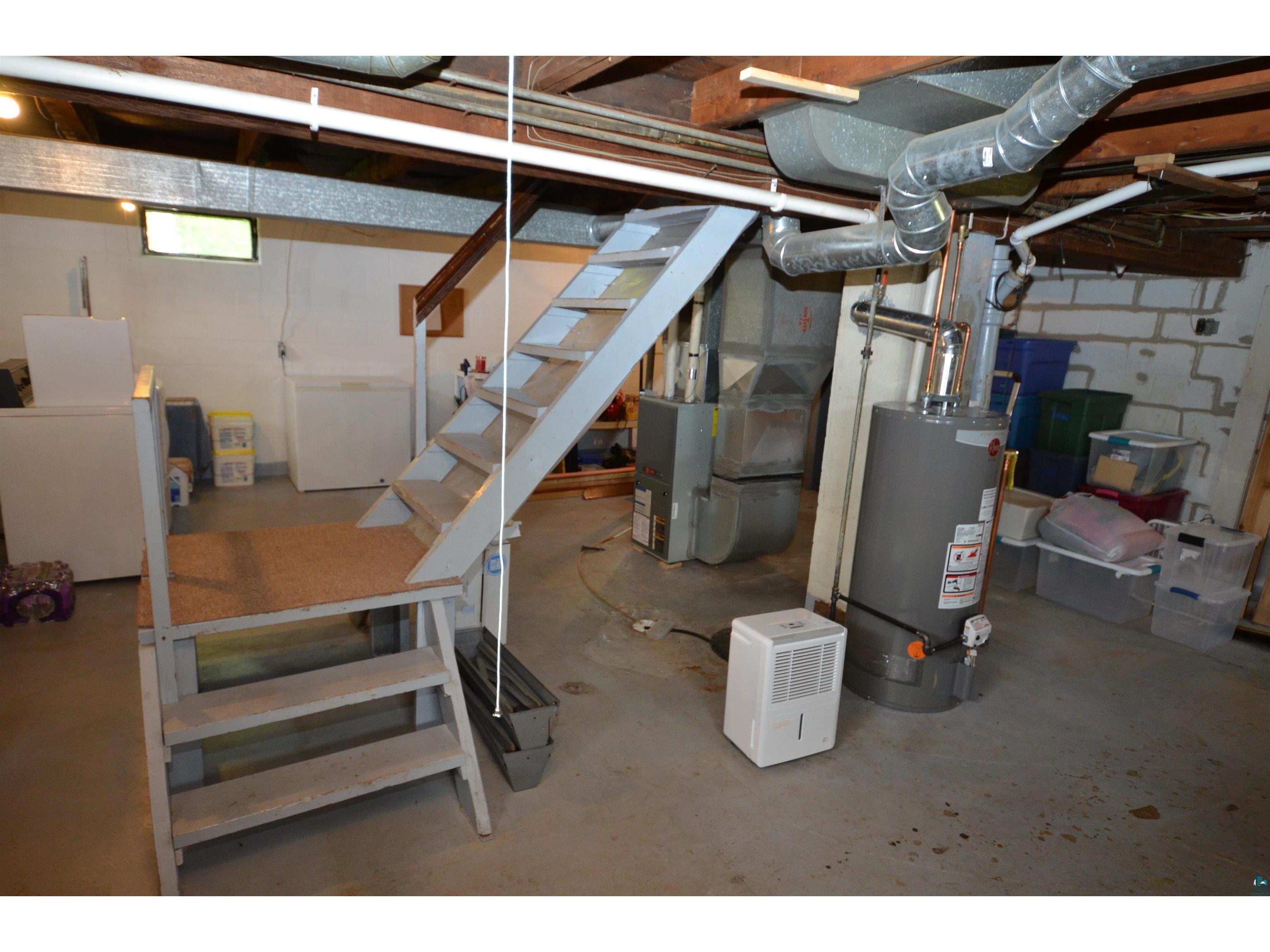 4011 W 9th St Duluth MN 55807 6126077 image31