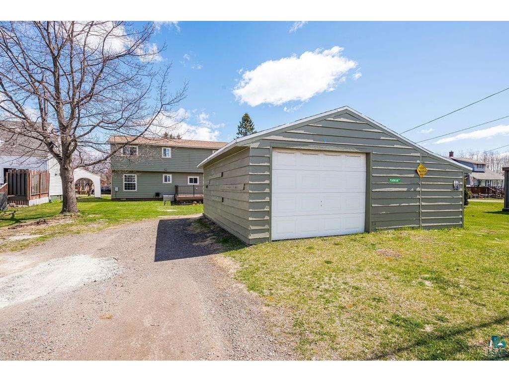 4018 E 1st St Superior WI 54880 6125306 image8