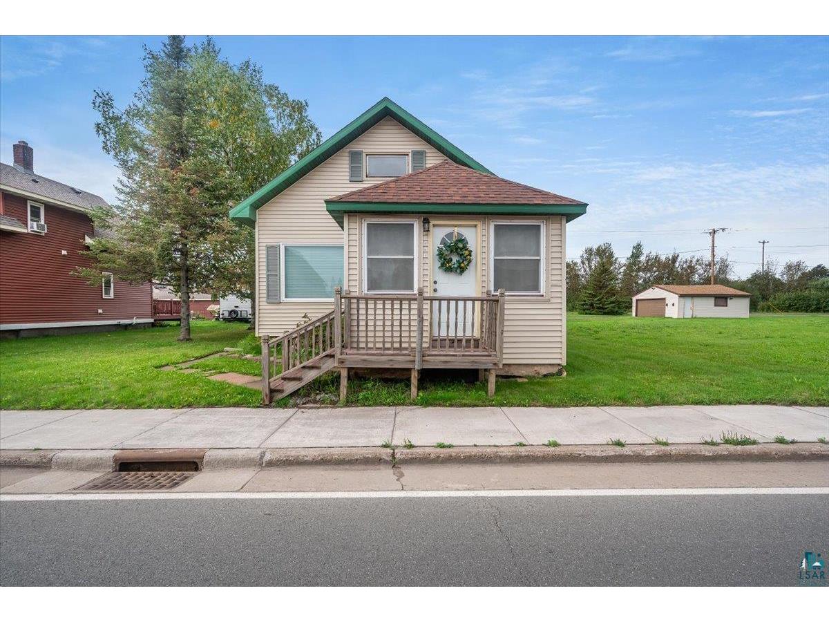 4018 E 2nd St Superior WI 54880 6110880 image1