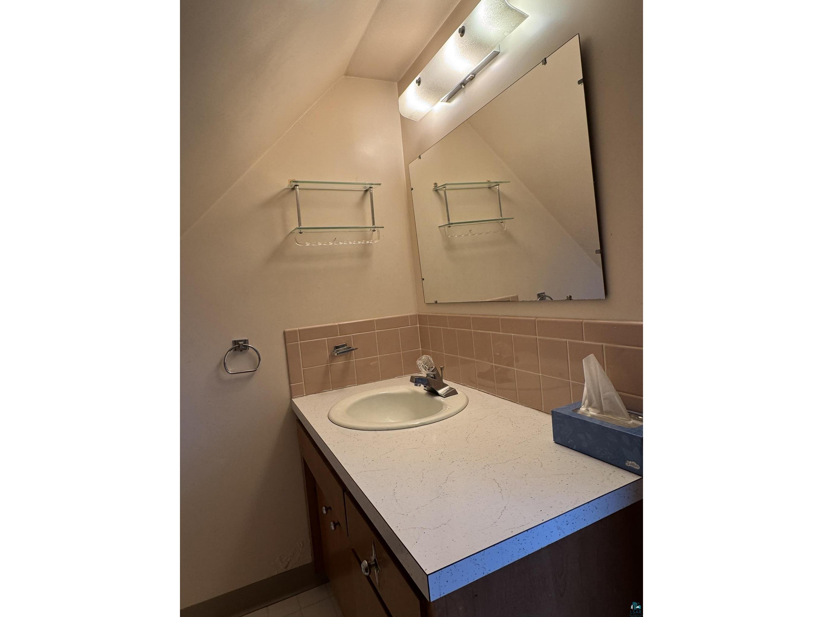 402 10th Ave Two Harbors MN 55616 6126120 image23
