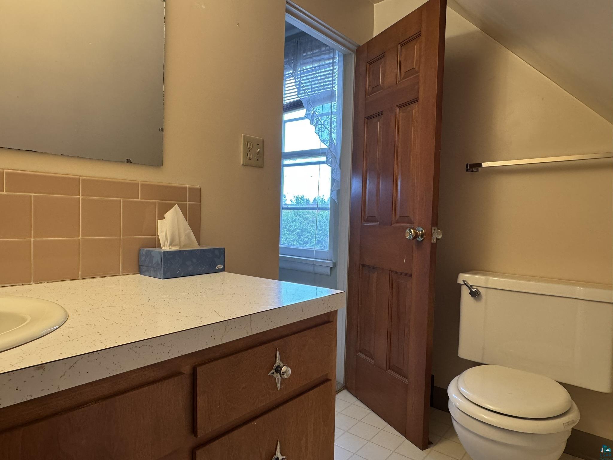 402 10th Ave Two Harbors MN 55616 6126120 image24