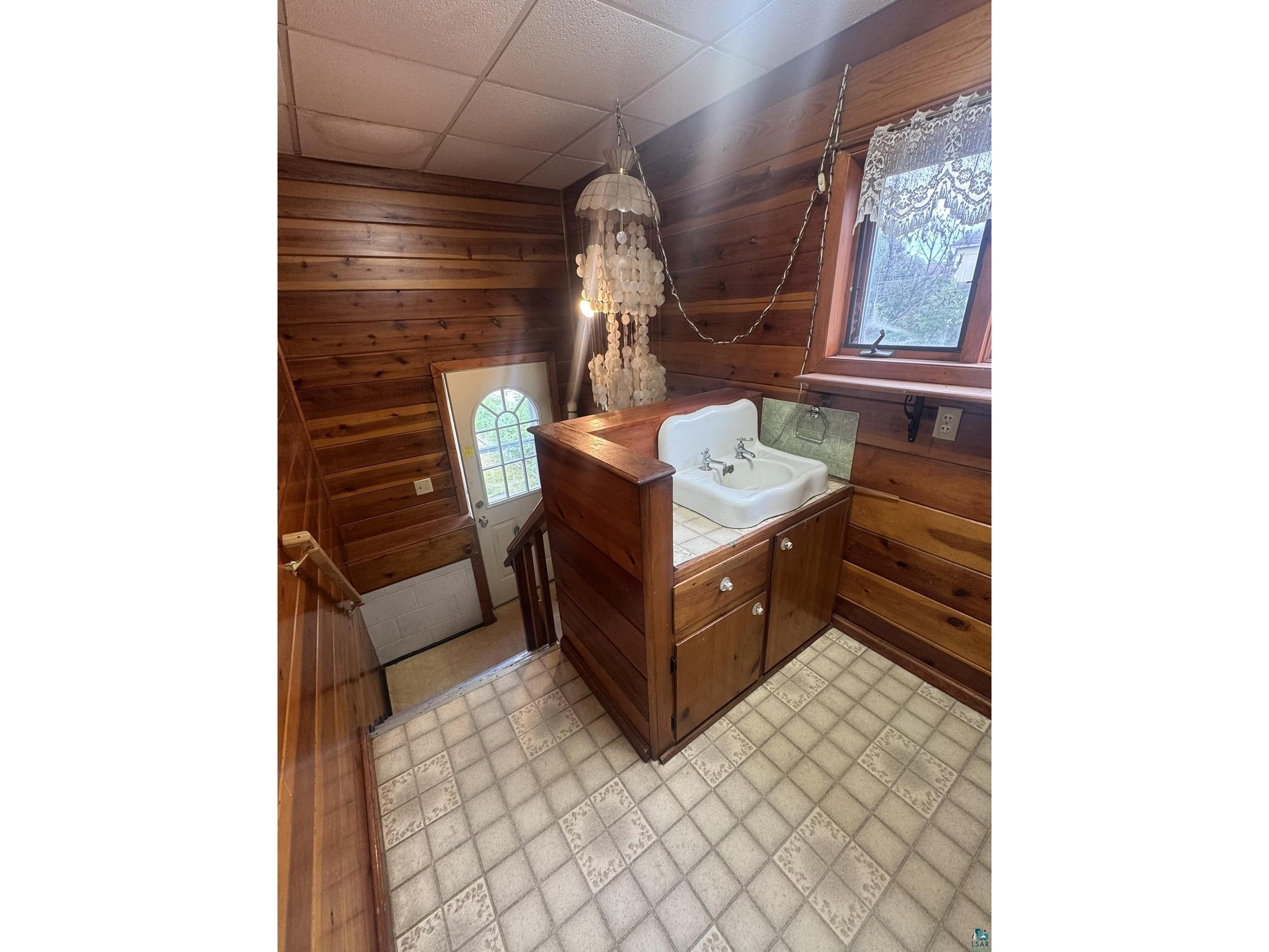 402 10th Ave Two Harbors MN 55616 6126120 image30