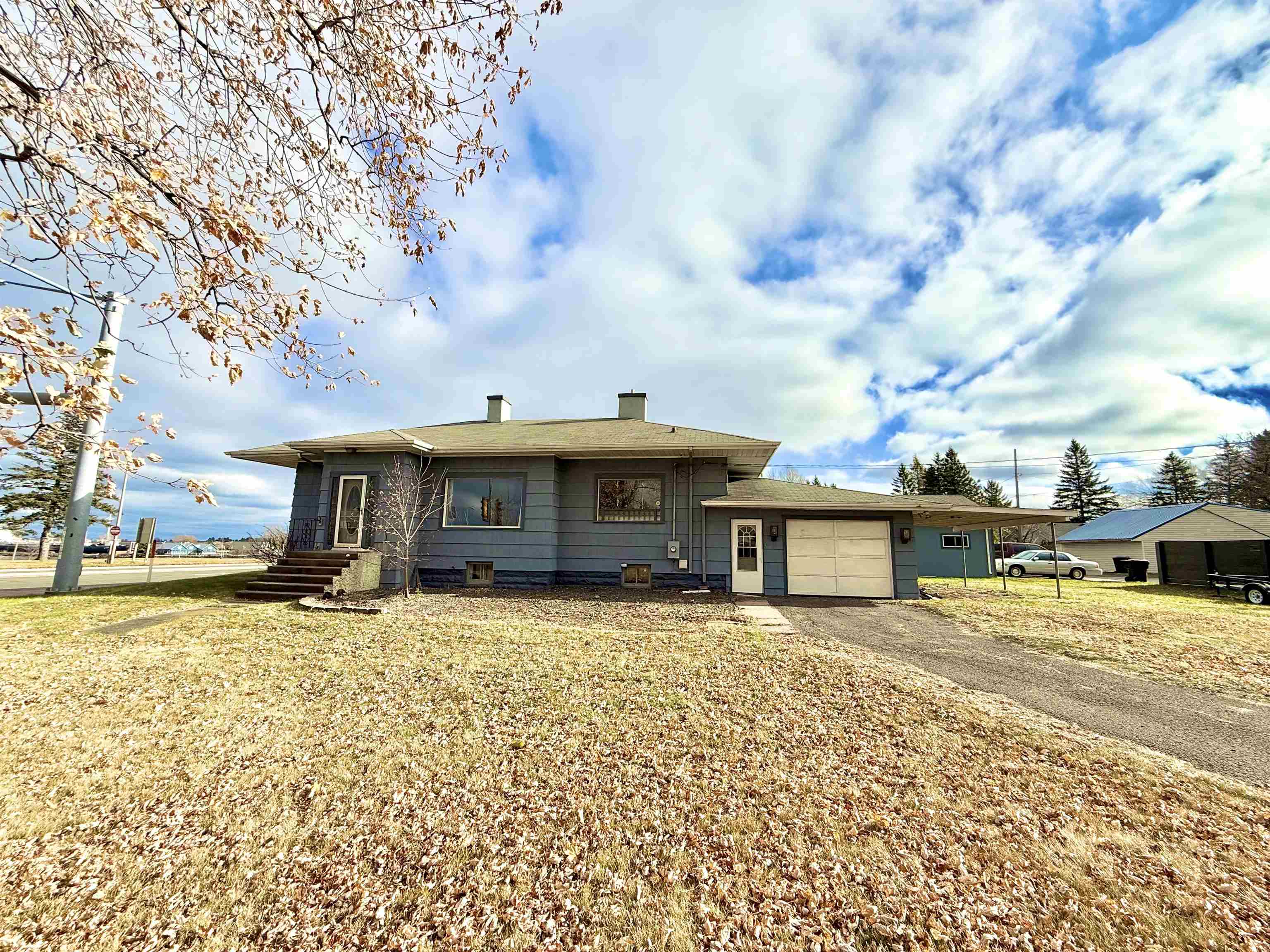 402 East 2nd St Superior WI 54880 6122864 image1