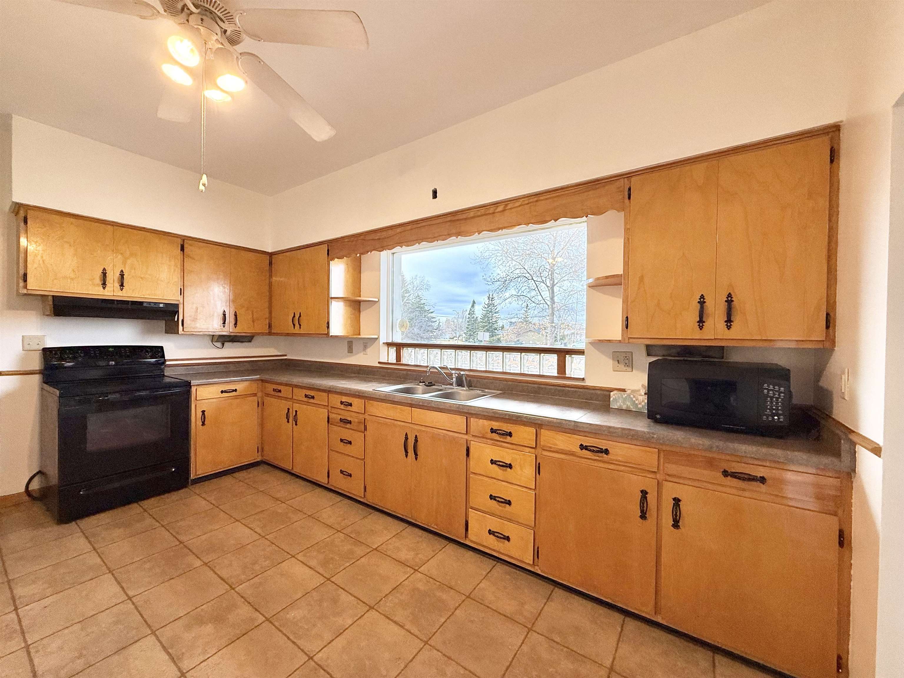 402 East 2nd St Superior WI 54880 6122864 image11