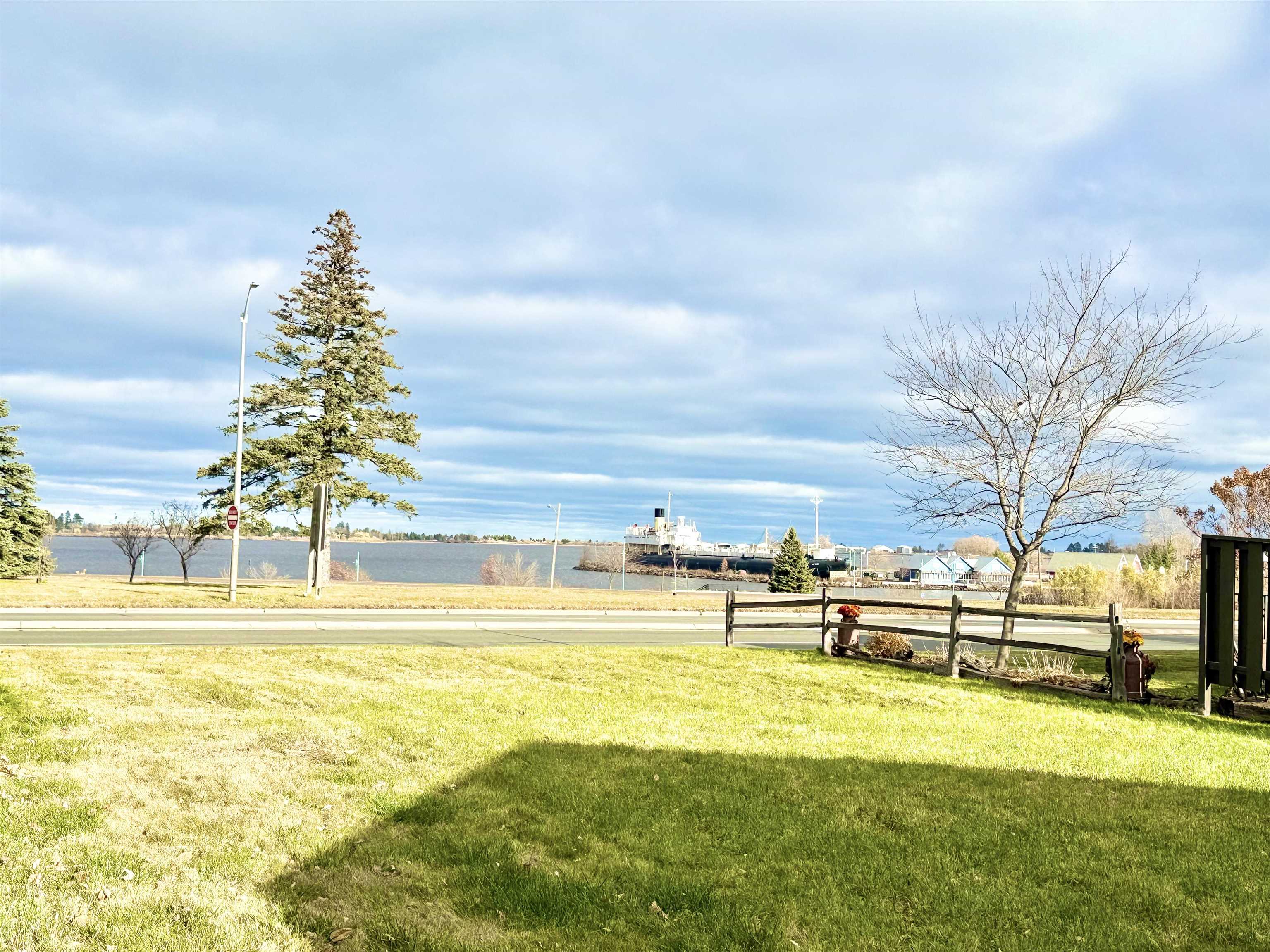 402 East 2nd St Superior WI 54880 6122864 image7