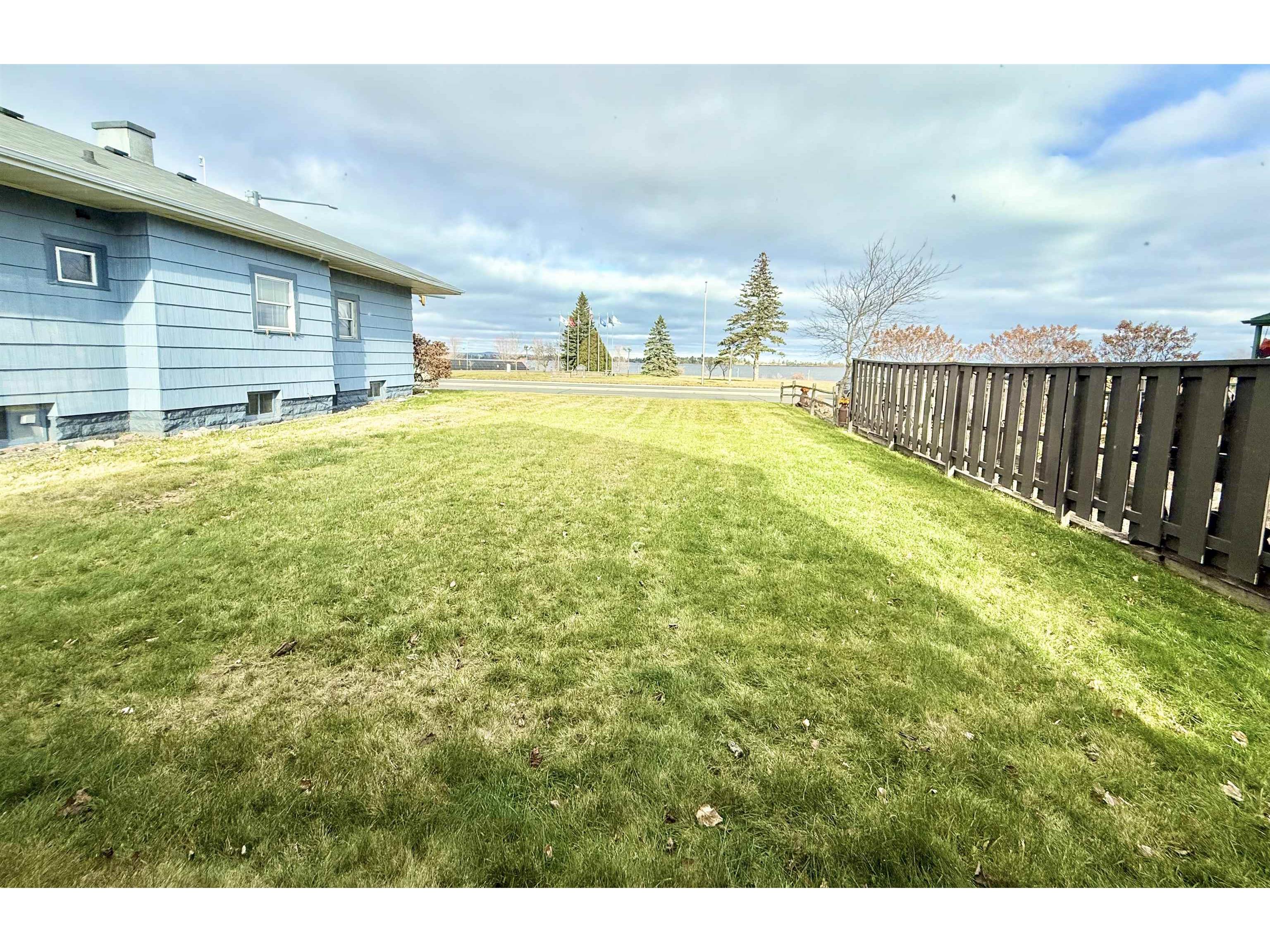 402 East 2nd St Superior WI 54880 6122864 image9